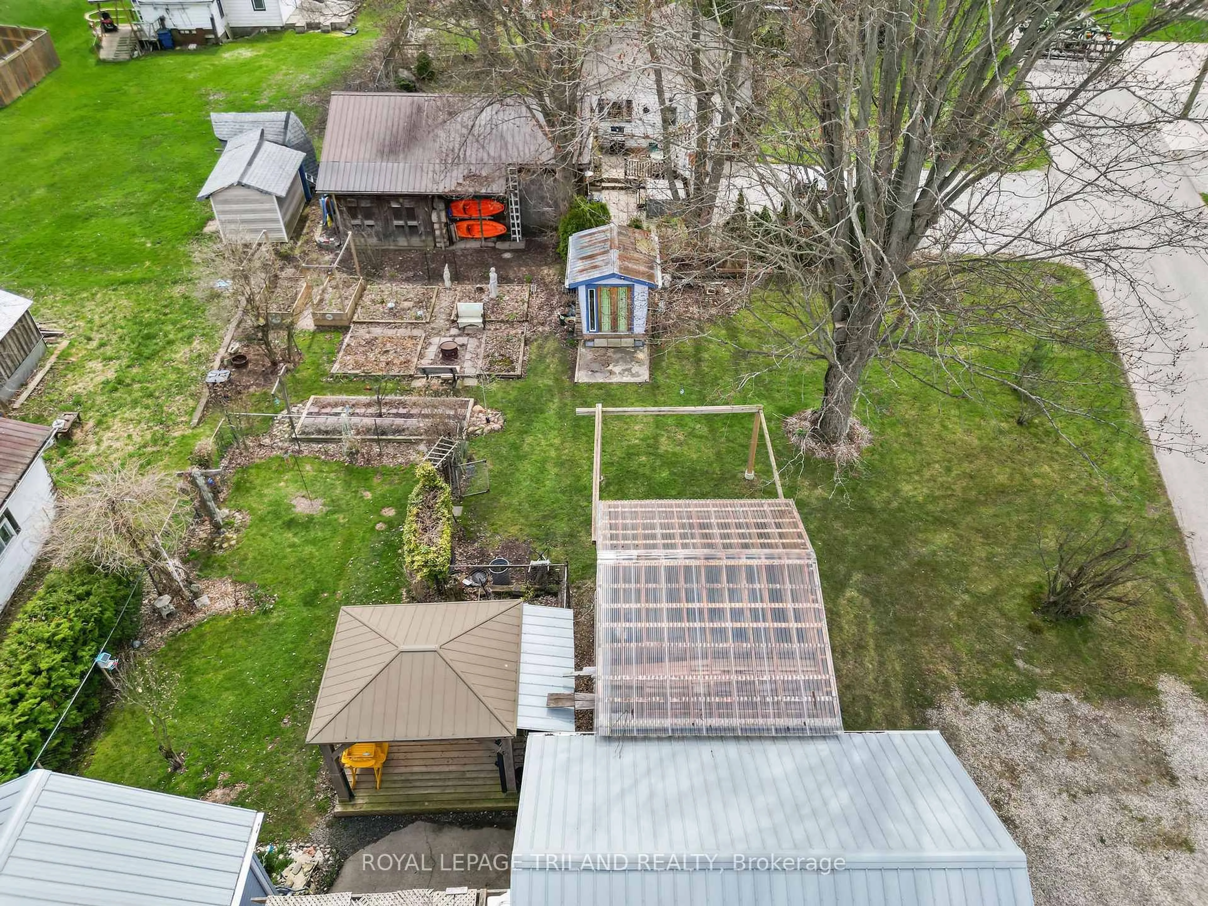 A pic from outside/outdoor area/front of a property/back of a property/a pic from drone, unknown for 22929 Hagerty Rd, Newbury Ontario N0L 1Z0