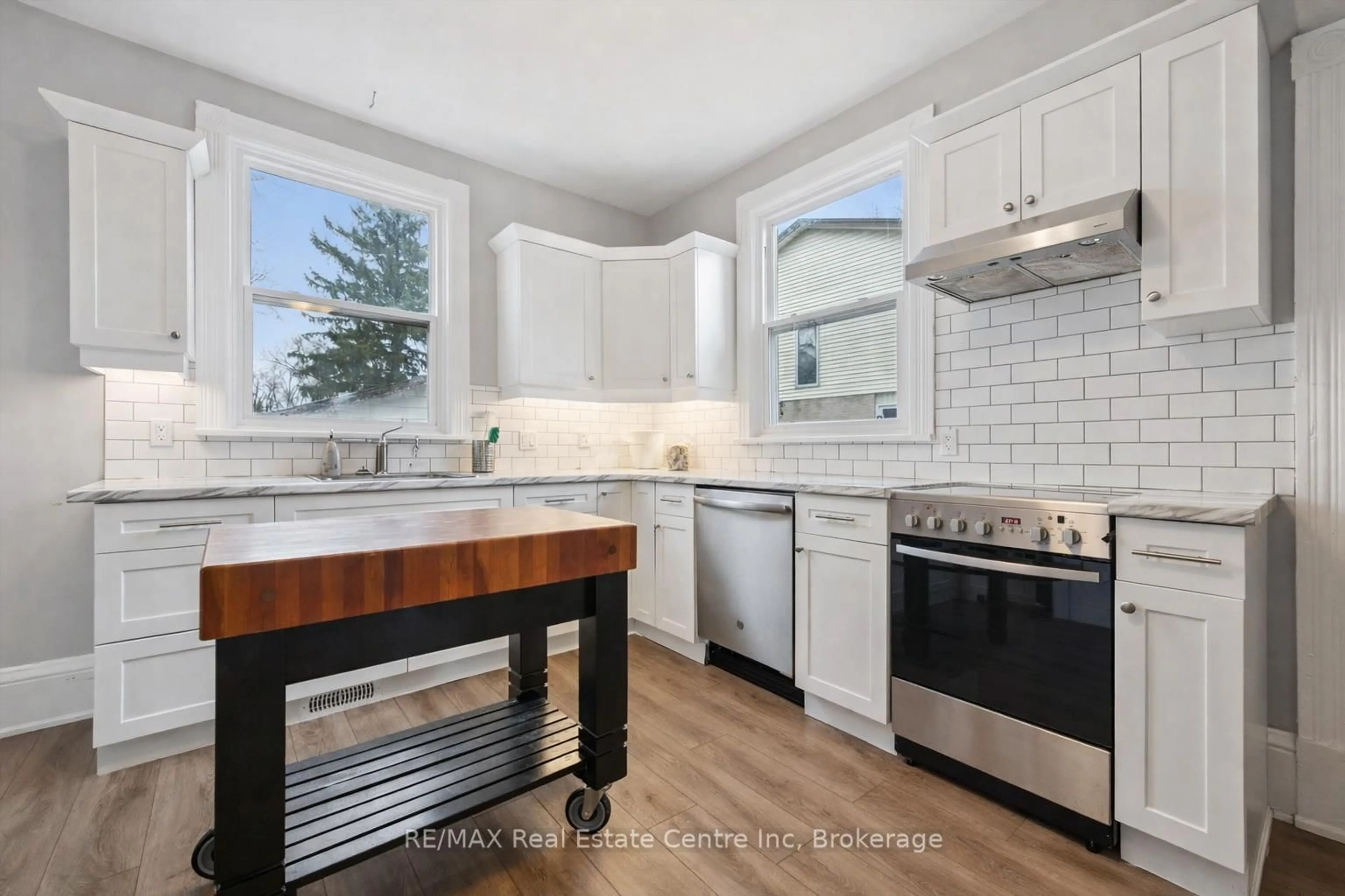 Open concept kitchen, ceramic/tile floor for 29 Crimea St, Guelph Ontario N1H 2Y5