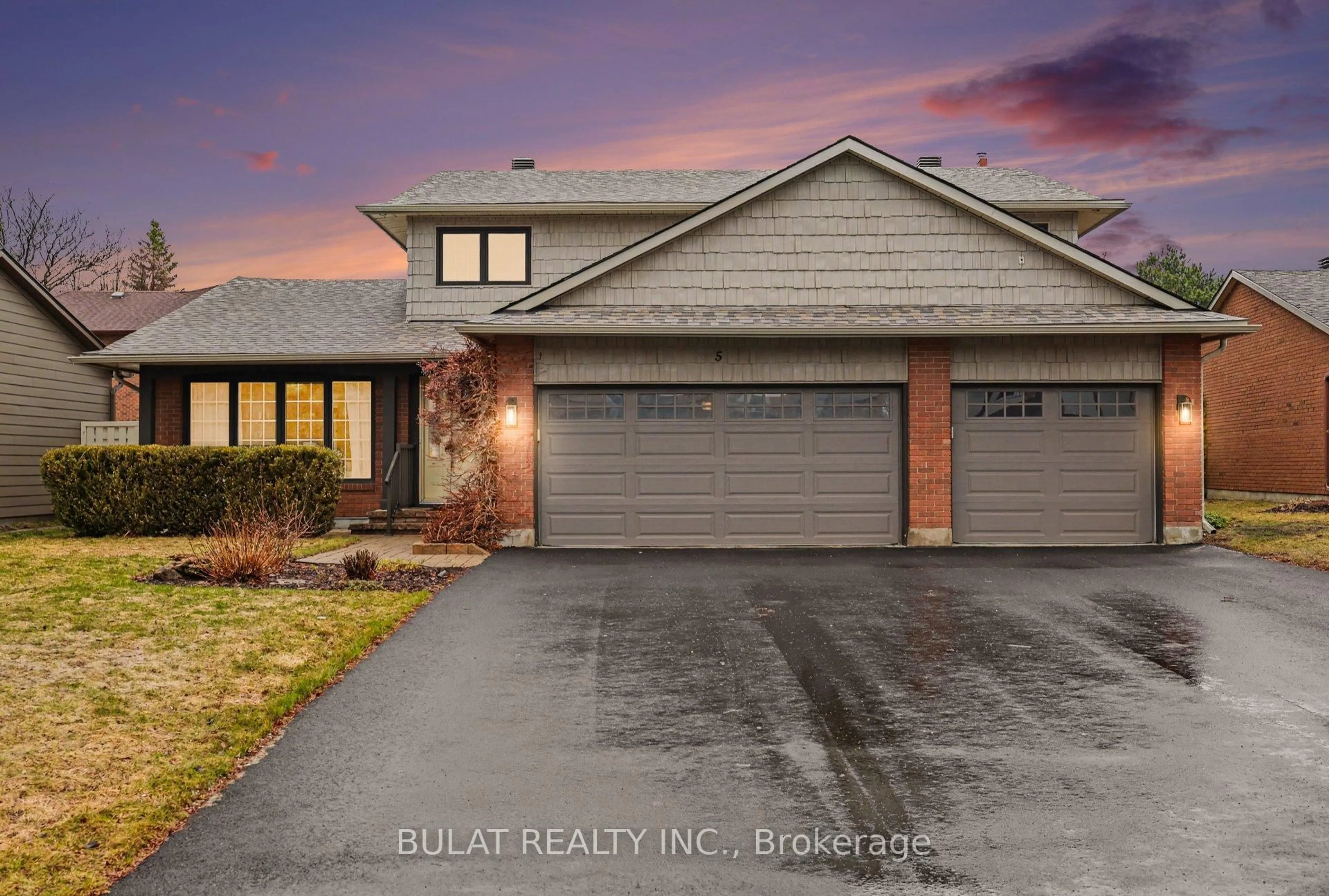 Home with brick exterior material, street for 5 Woodthrush Green, Ottawa Ontario K1V 0A9