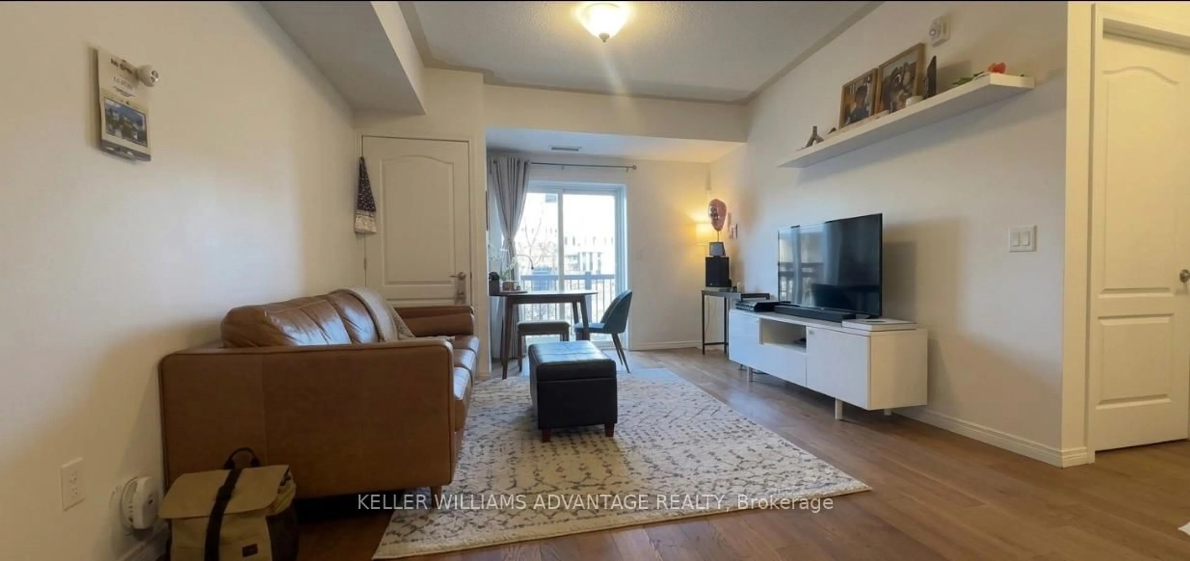 Living room with furniture, unknown for 910 WENTWORTH St #206, Peterborough Ontario K9J 8R8