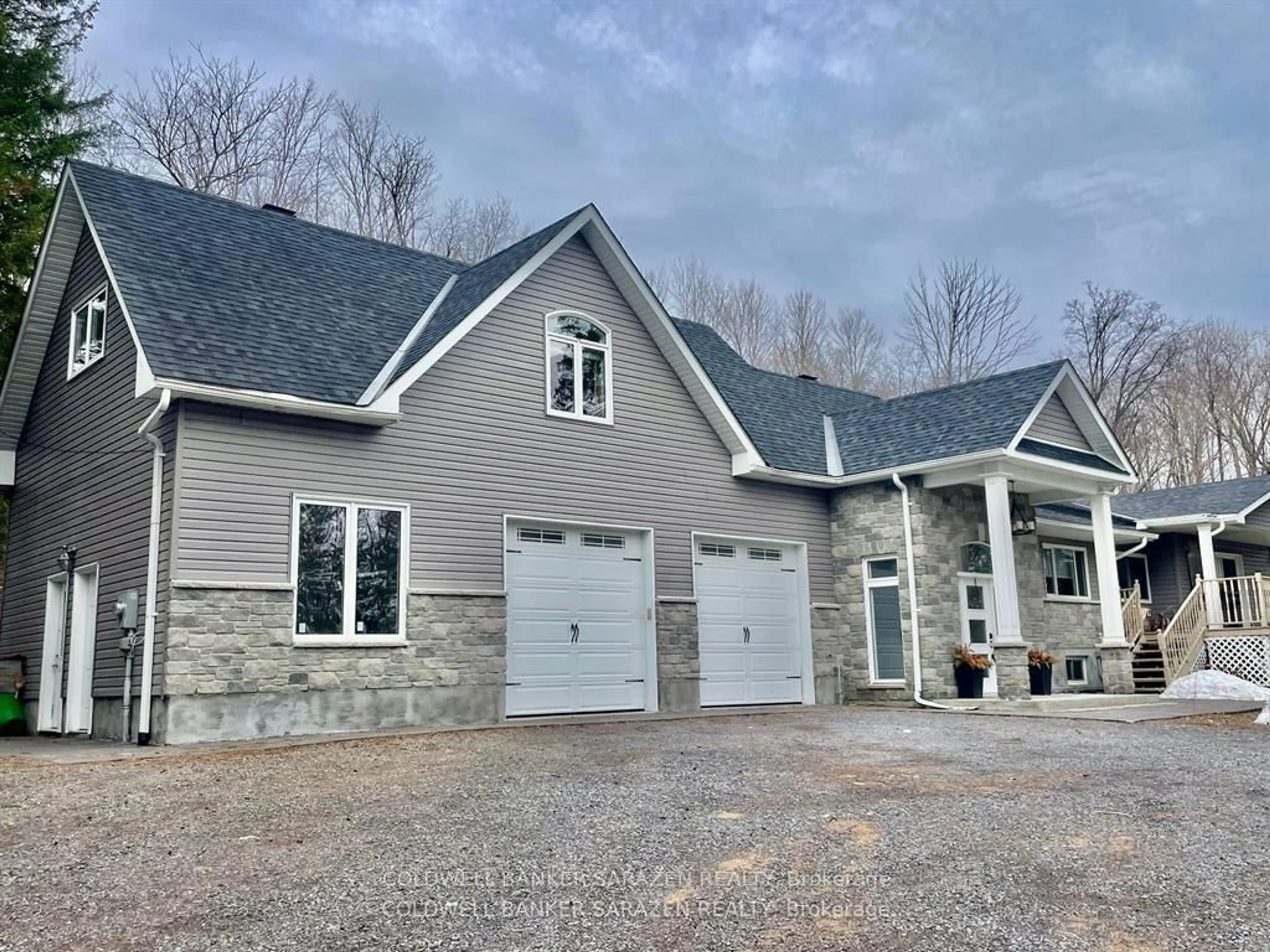 Home with vinyl exterior material, building for 1110 Dunning Rd, Orleans Ontario K4C 1P5