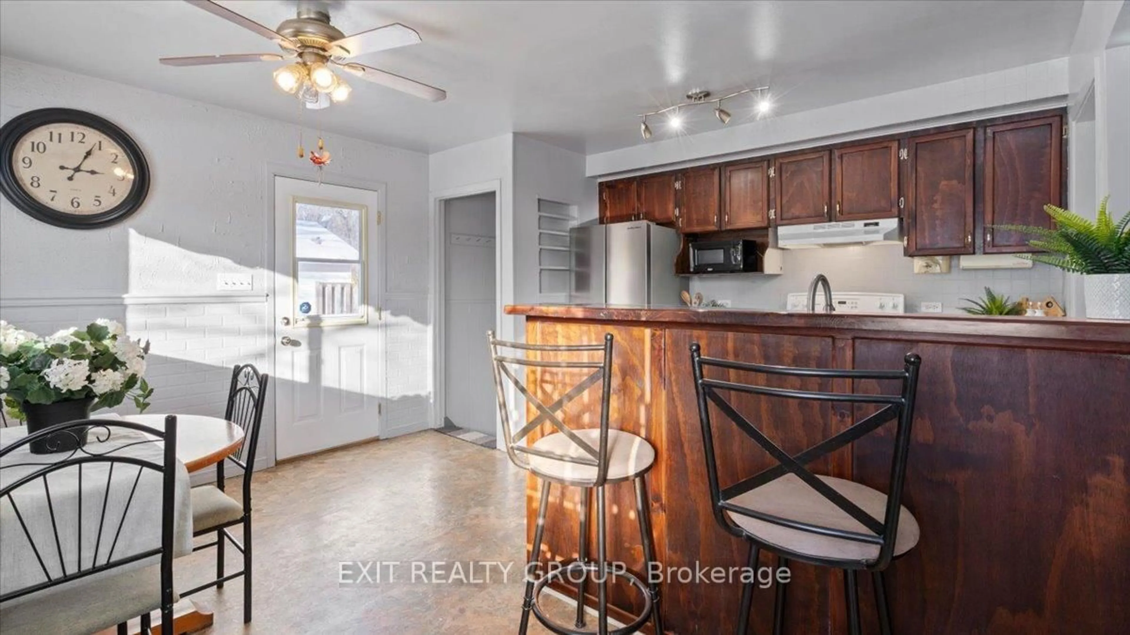 Open concept kitchen, unknown for 84 Chatterton Valley Cres, Quinte West Ontario K0K 2B0