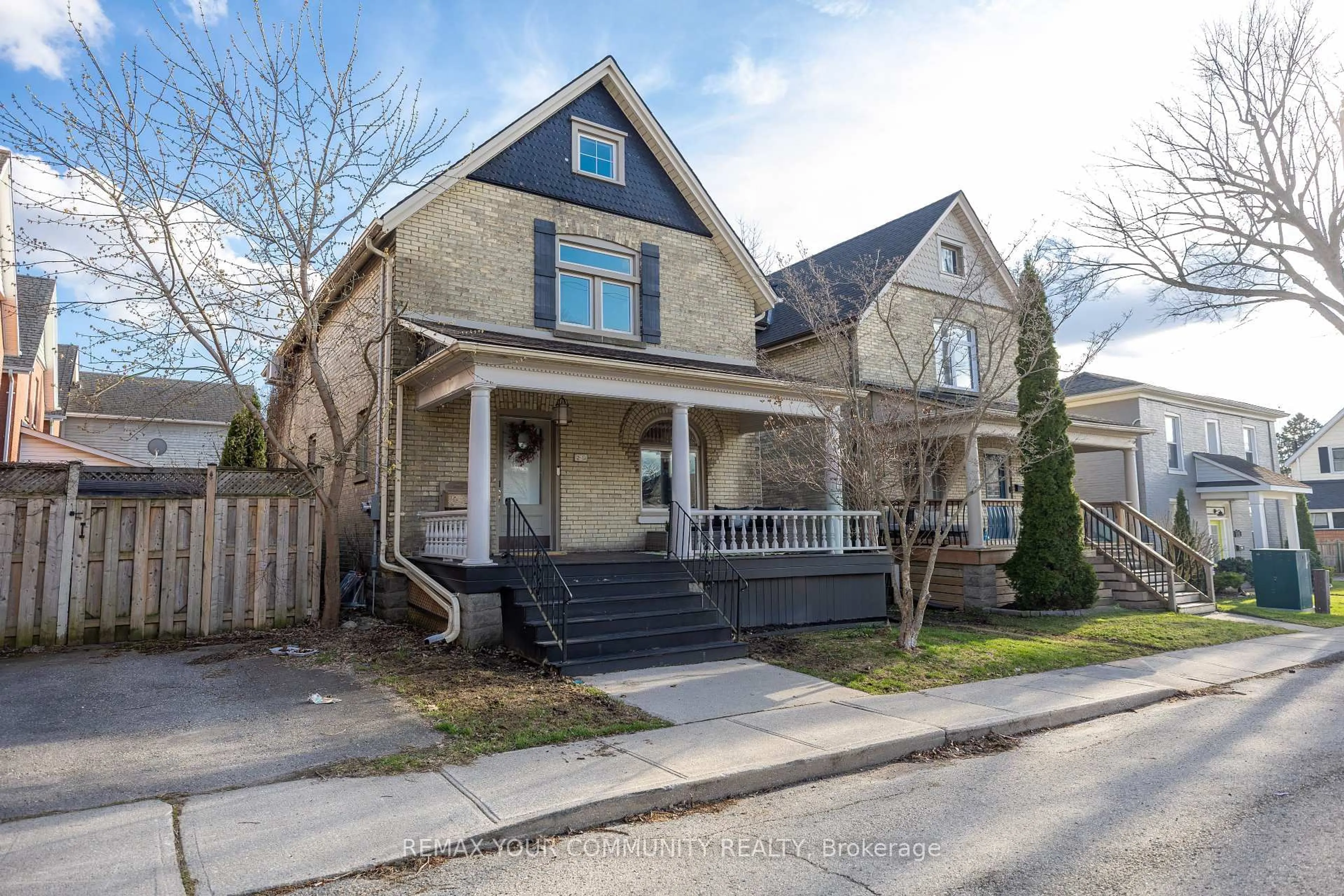 Home with brick exterior material, street for 20 VICTORIA St, St. Thomas Ontario N5R 2E5