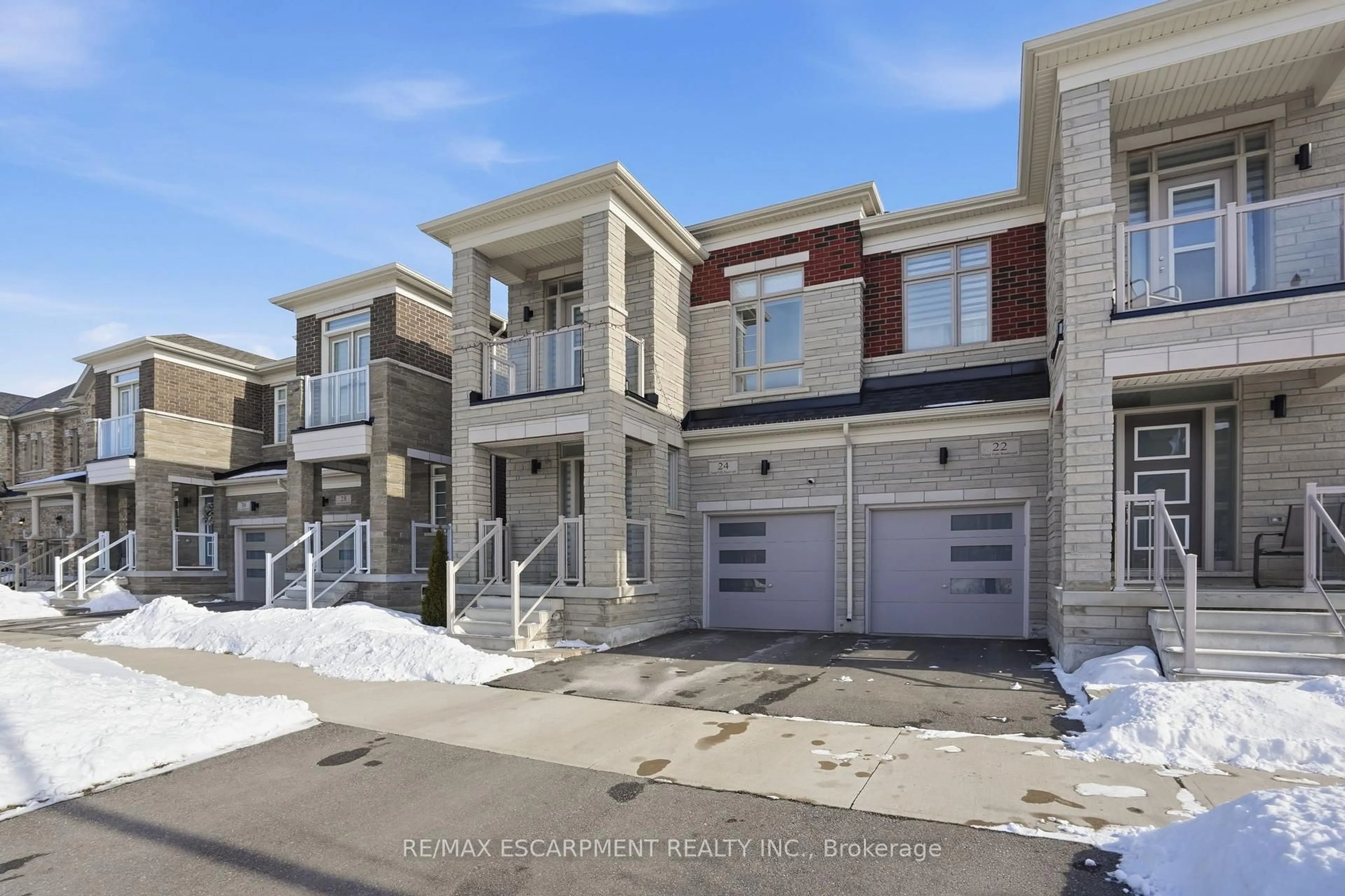 Unknown for 24 Great Falls Blvd, Hamilton Ontario L8B 1X8