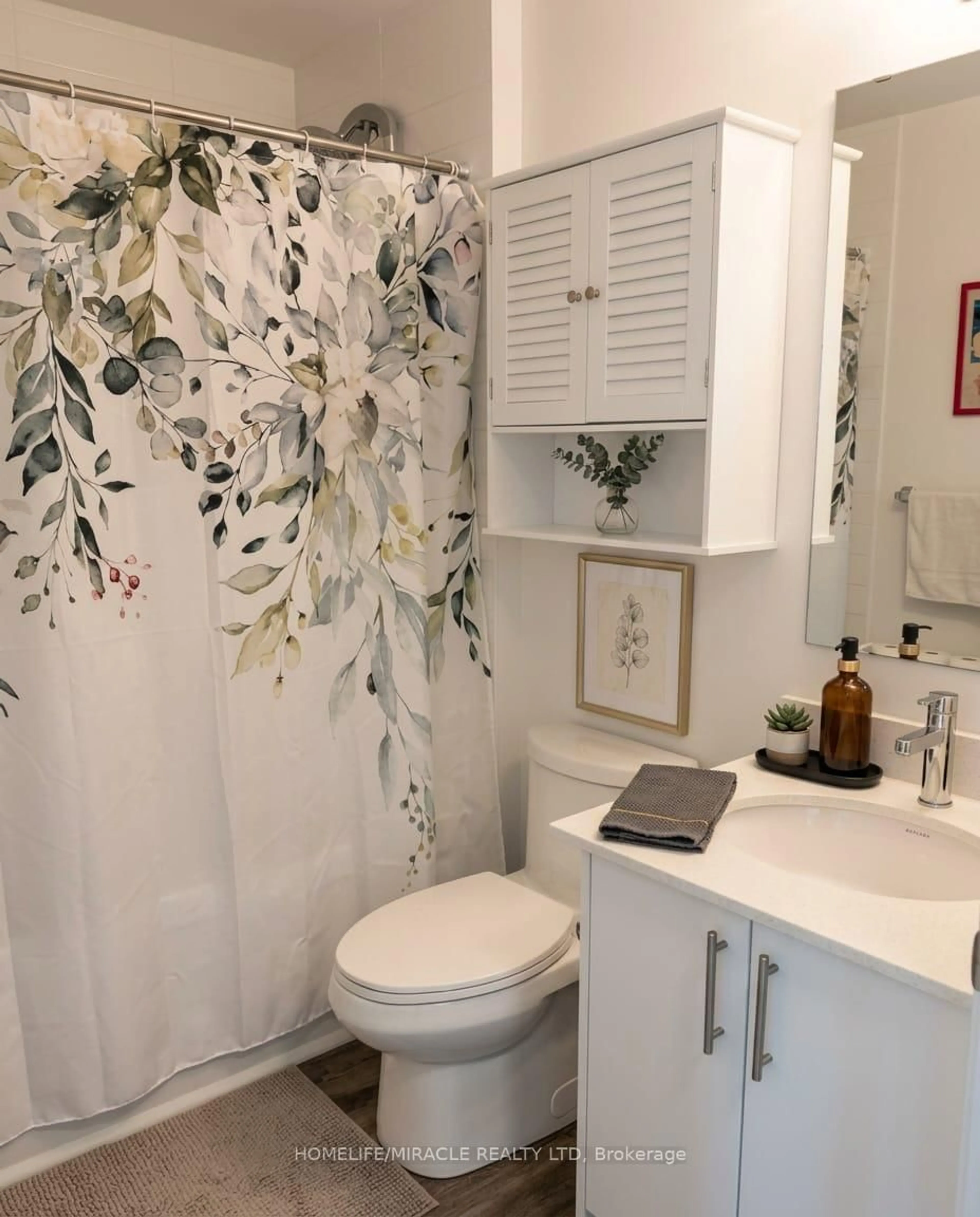 Standard bathroom, unknown for 107 Roger St #410, Waterloo Ontario N2J 0G3