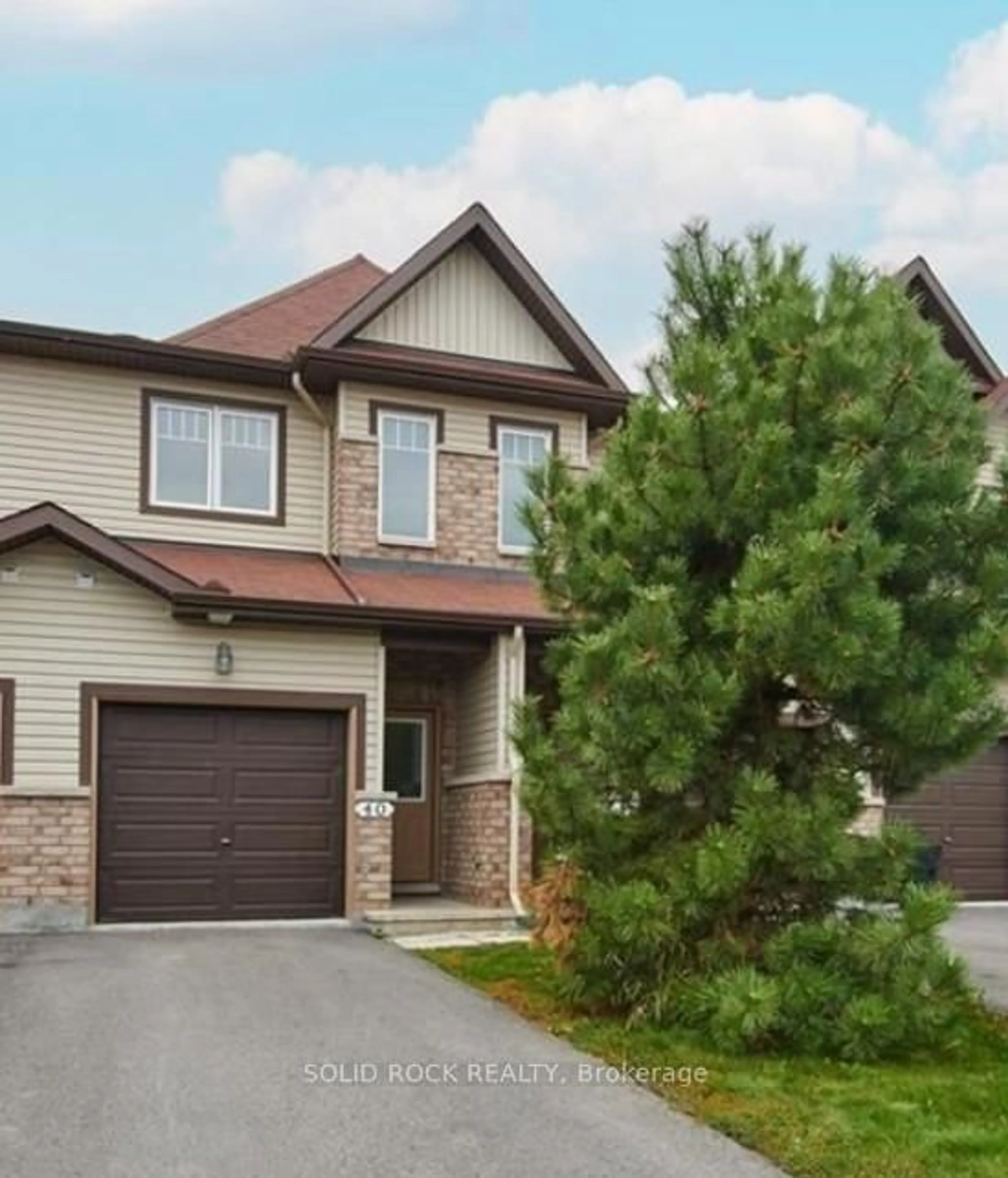 Home with brick exterior material, street for 40 GORDON FERGUSON Pl, Arnprior Ontario K7S 2X3