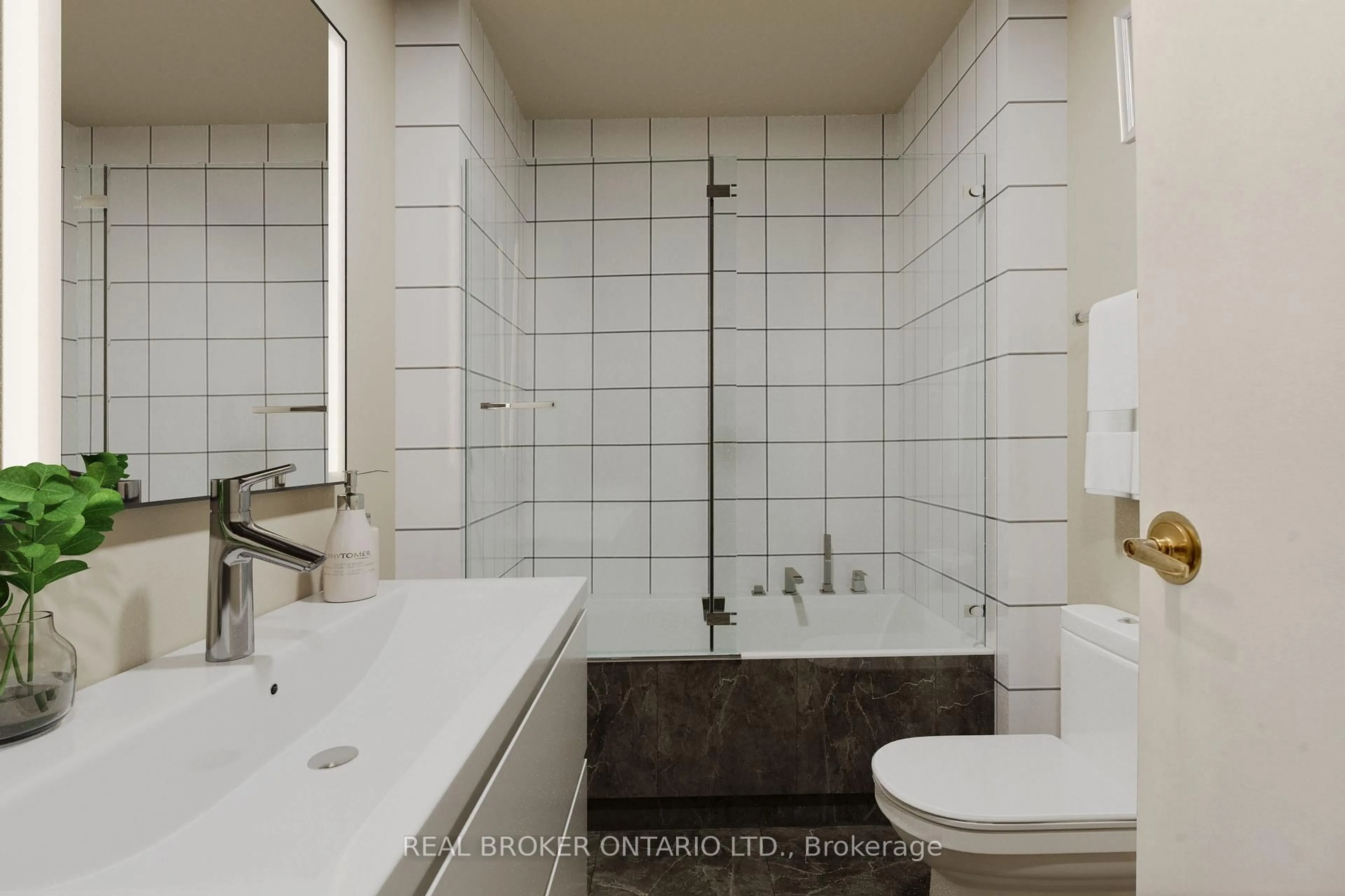 Standard bathroom, ceramic/tile floor for 379 Talbot St, Hamilton Ontario L8H 6T5