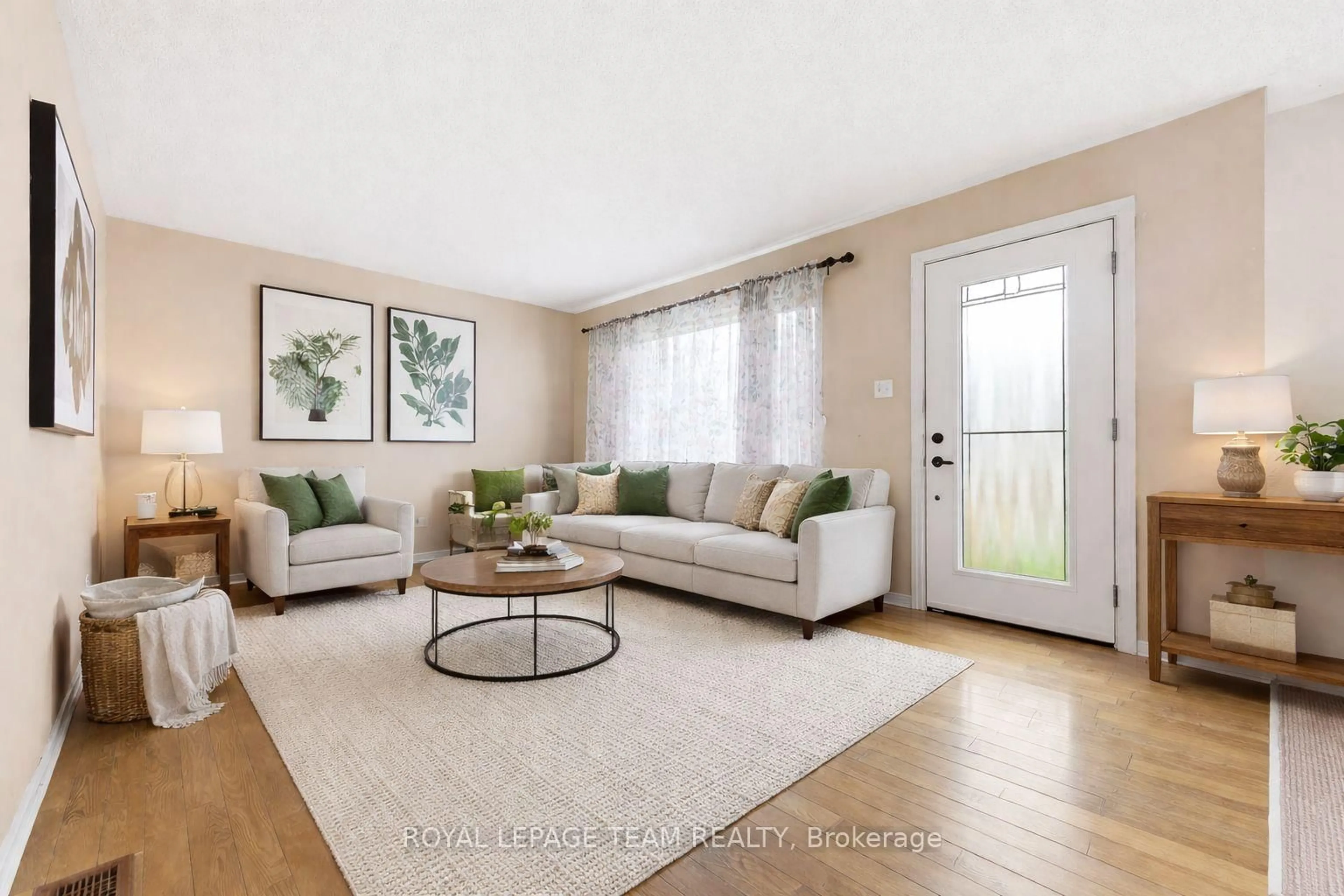 Living room with furniture, wood/laminate floor for 40 Pine Ave, Renfrew Ontario K7V 2P7