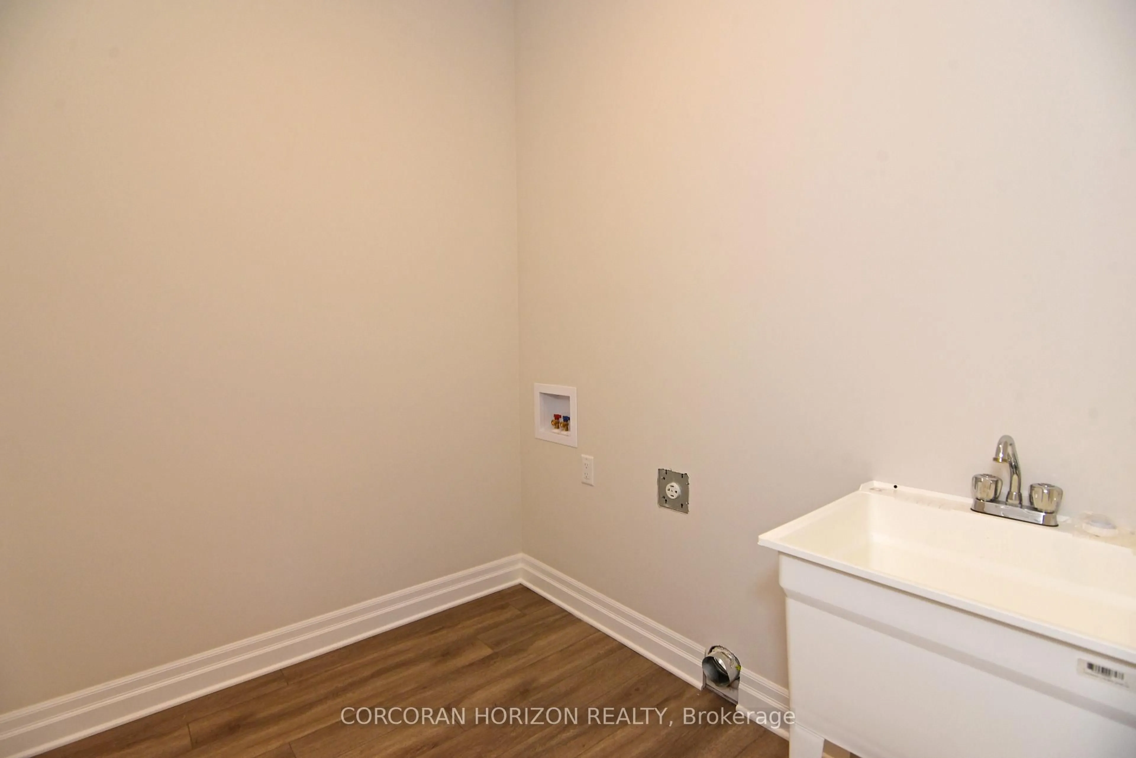 A pic of a room for 403 Breakwater Blvd, Central Elgin Ontario N5L 0B5