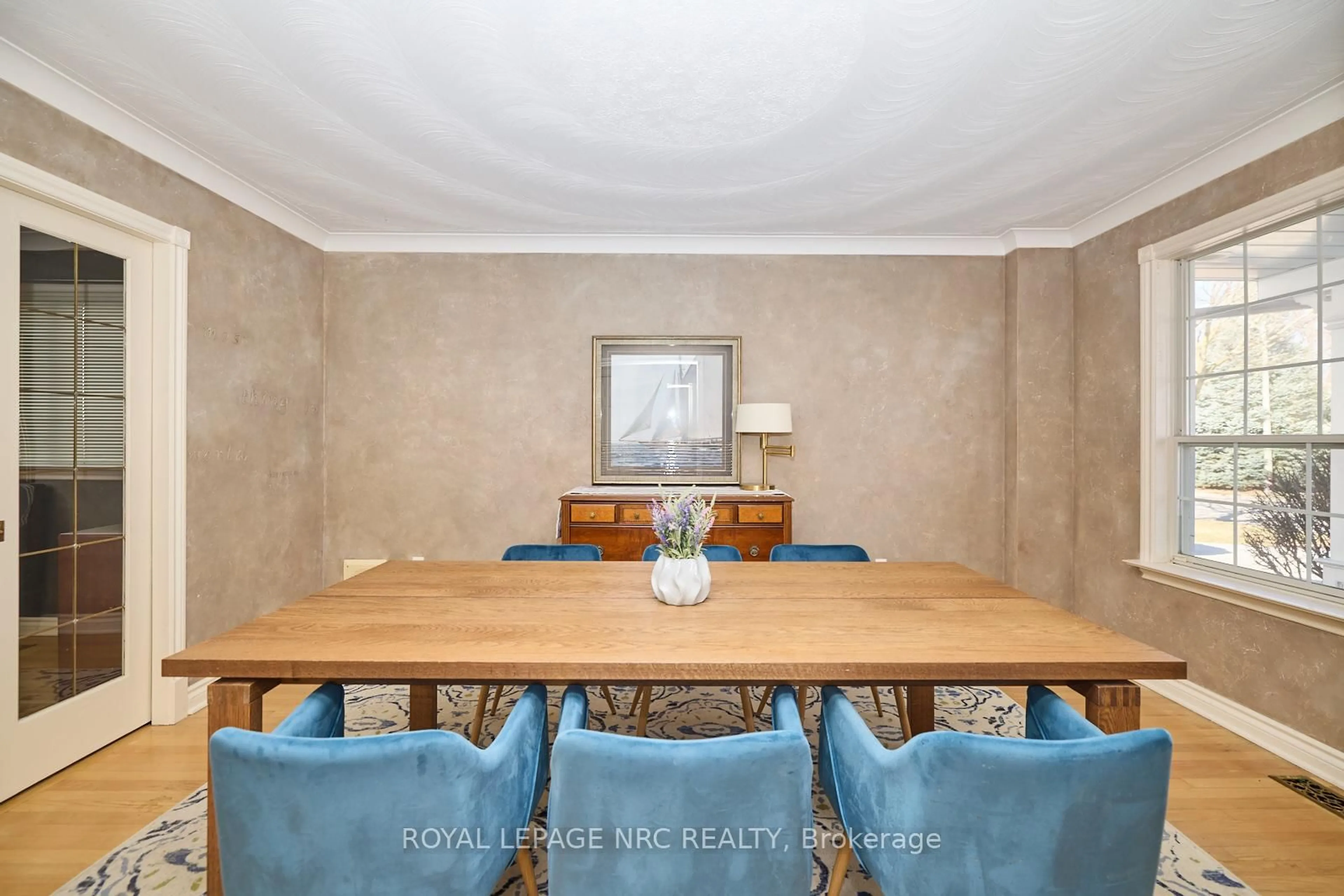 Dining room, unknown for 12 Brigantine Crt, St. Catharines Ontario L2M 7V4