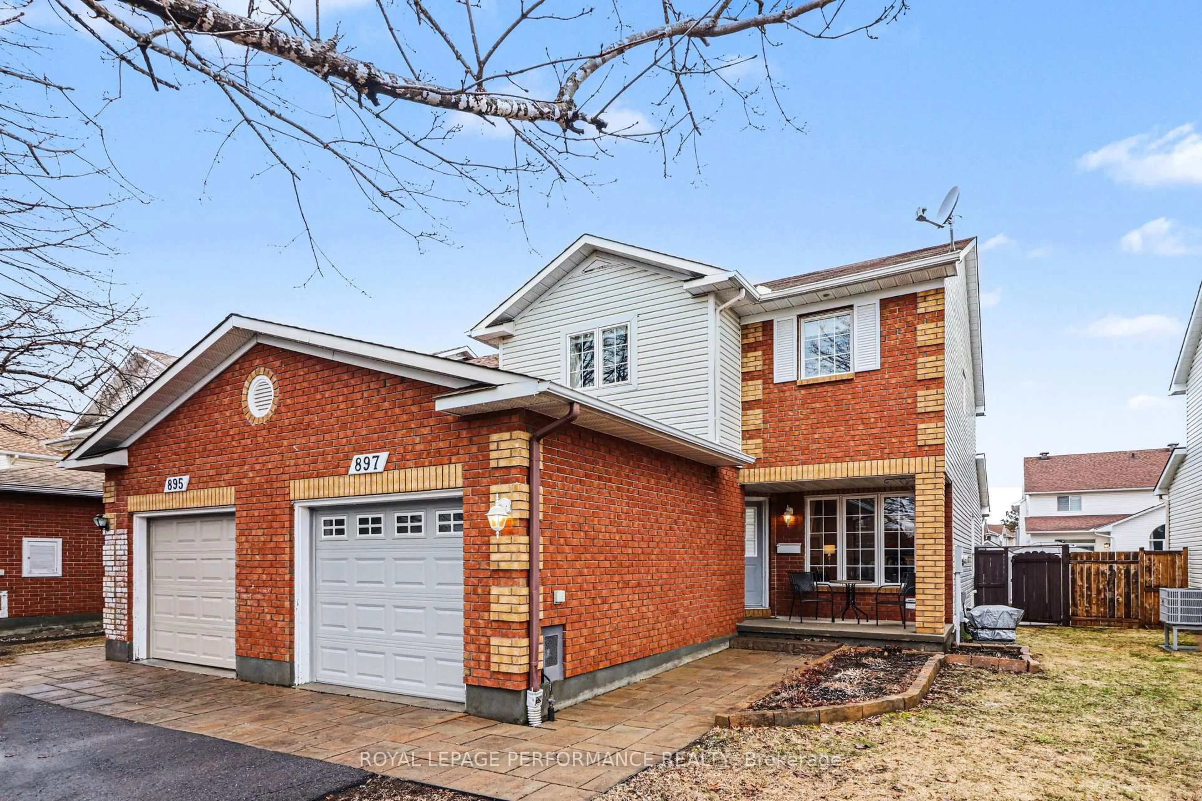 Home with brick exterior material, street for 897 Paradise Cres, Ottawa Ontario K4A 3S5