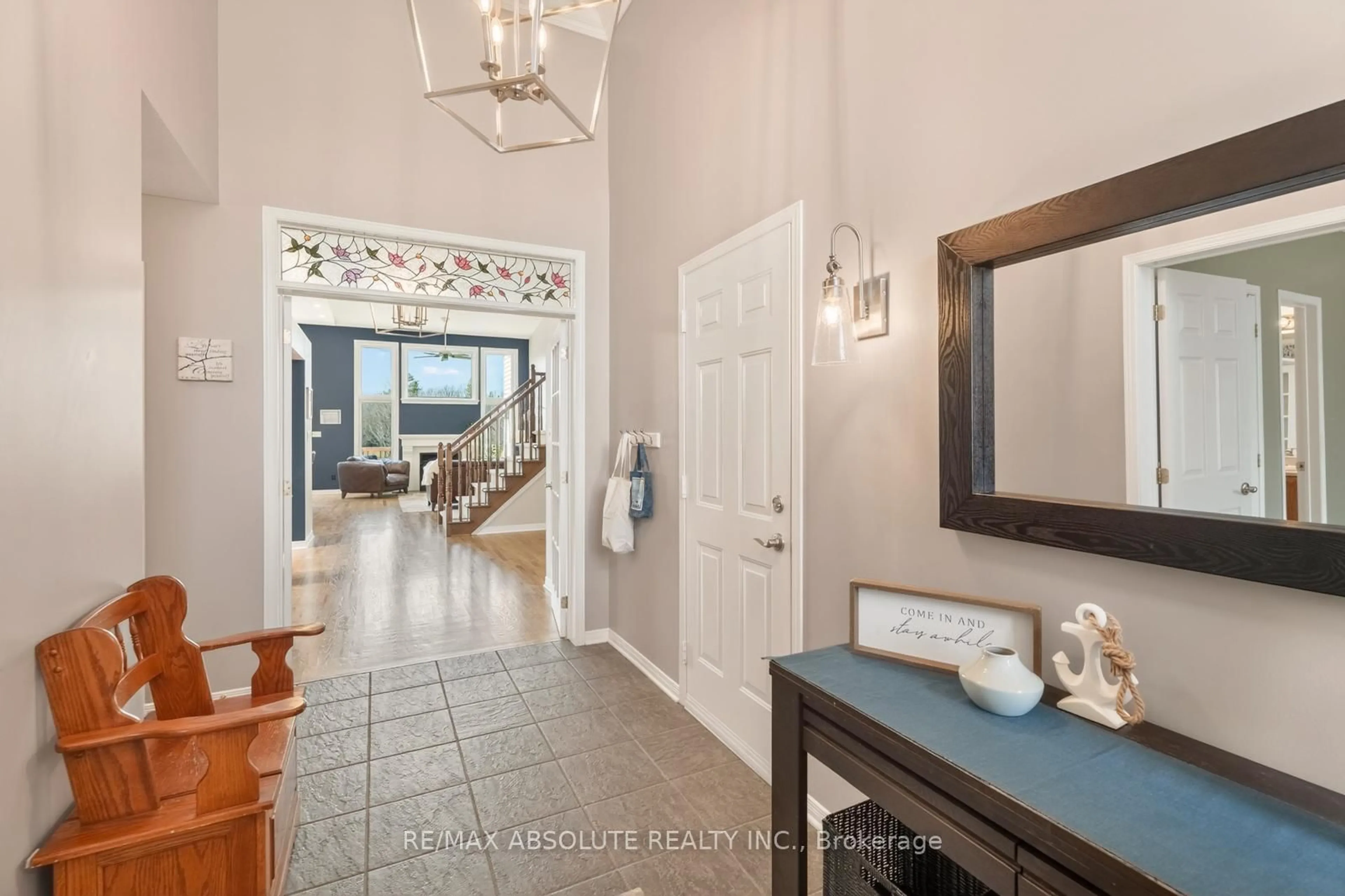 Indoor entryway for 72 Riverstone Dr, Ottawa Ontario K2J 5E6