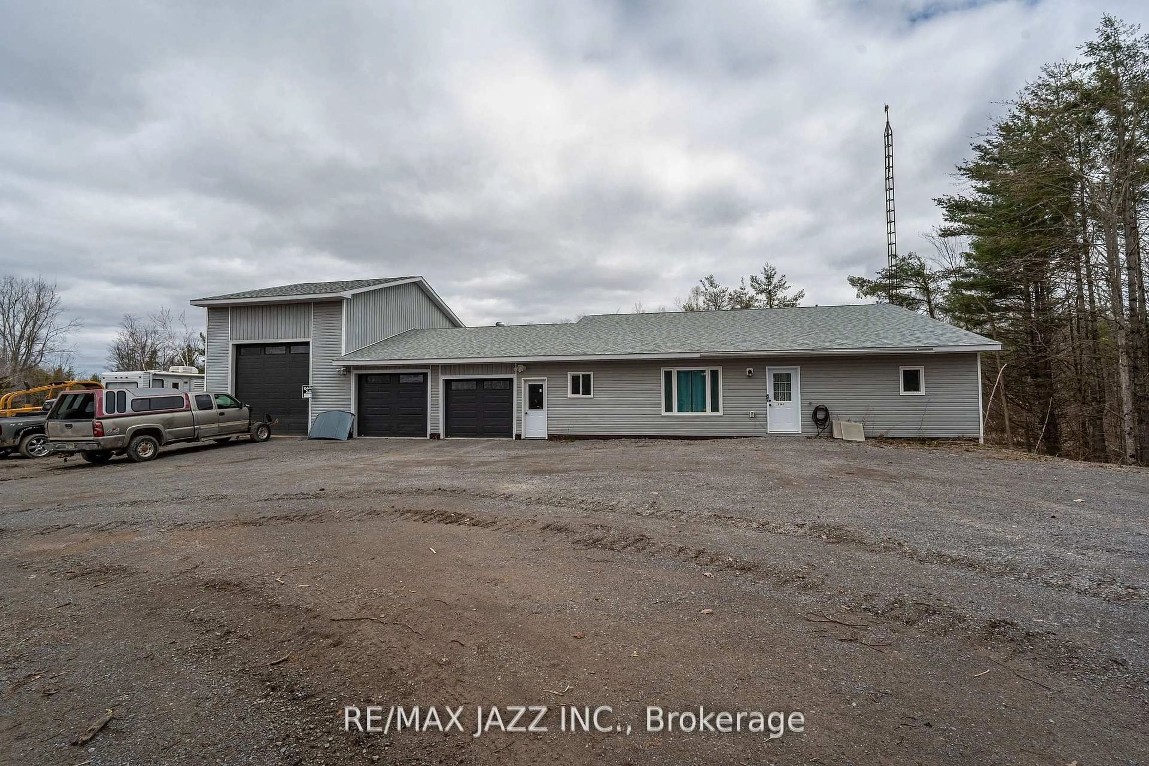 A pic from outside/outdoor area/front of a property/back of a property/a pic from drone, building for 1167 Belmont Township 2 Line, Havelock-Belmont-Methuen Ontario K0L 1Z0
