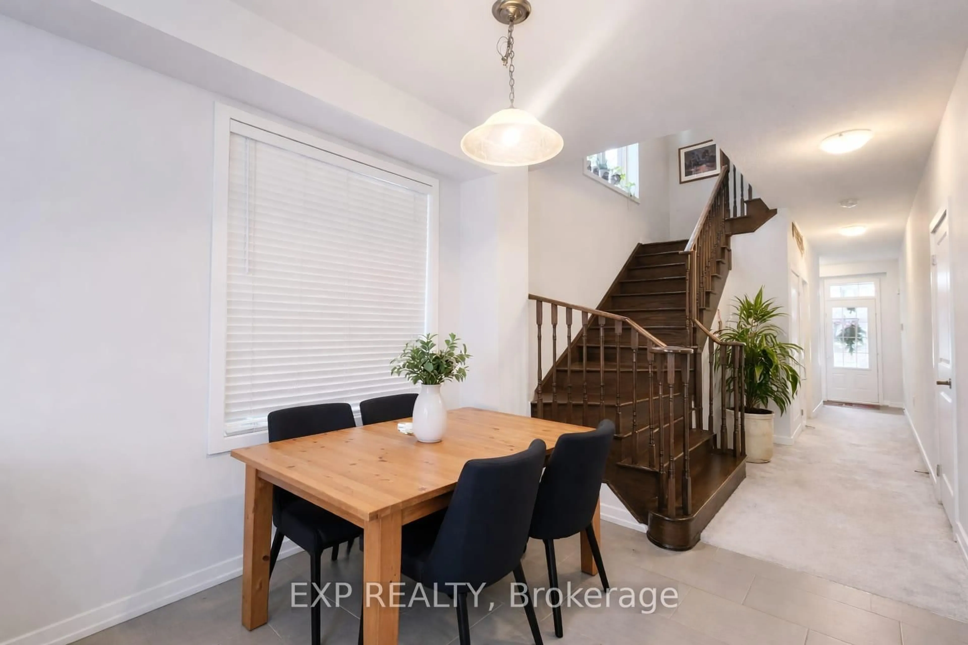 Dining room, unknown for 40 Patterson Dr, Haldimand Ontario N3W 0B8