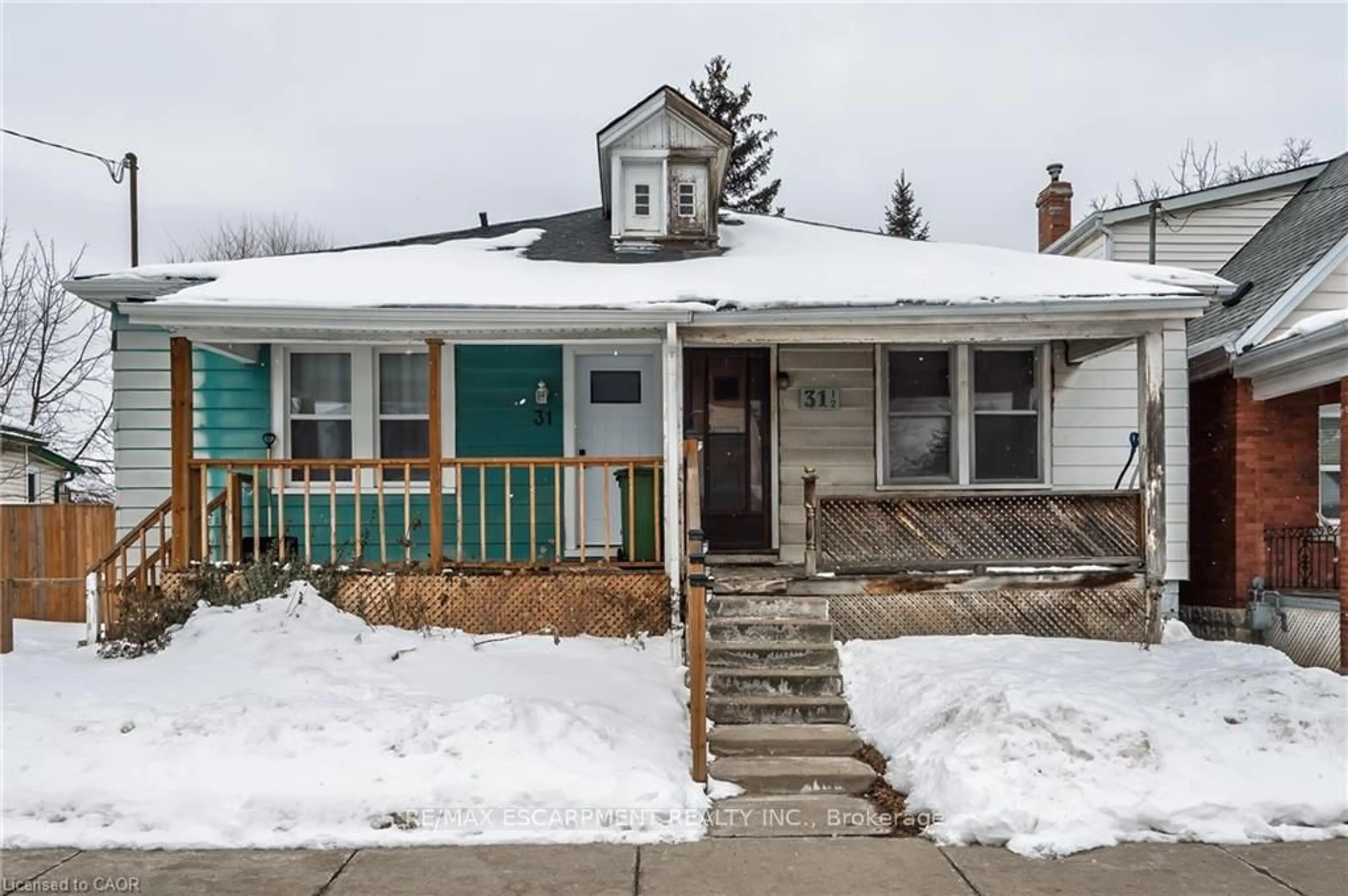 Unknown for 31 1/2 Garside Ave, Hamilton Ontario L8H 4W1