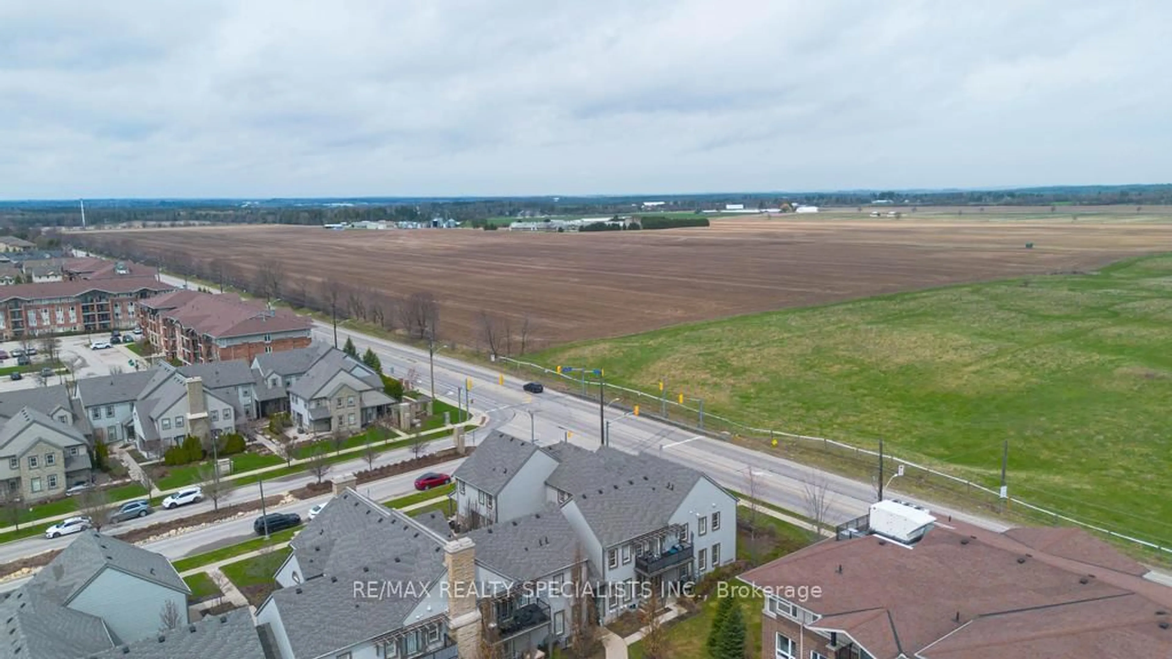 A pic from outside/outdoor area/front of a property/back of a property/a pic from drone, water/lake/river/ocean view for 101 Frederick Dr #2, Guelph Ontario N1L 0K7