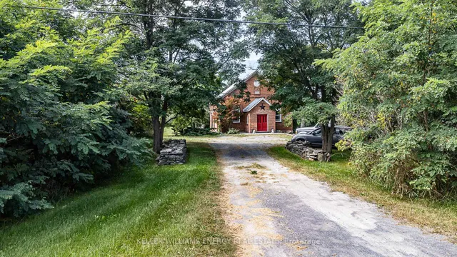 1637 Highway 62, Prince Edward County