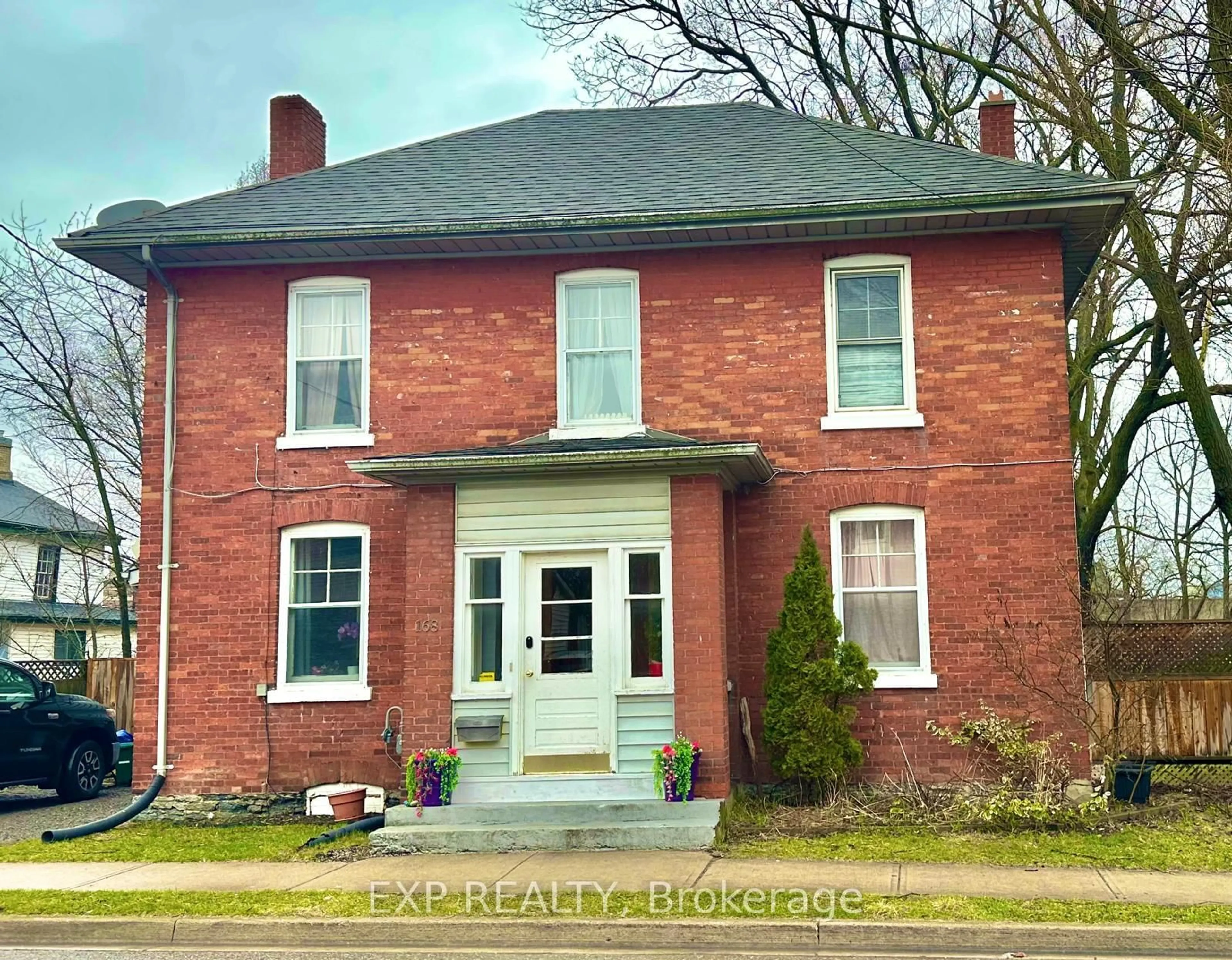 Home with brick exterior material, building for 168 Hibernia St, Cobourg Ontario K9A 3J8