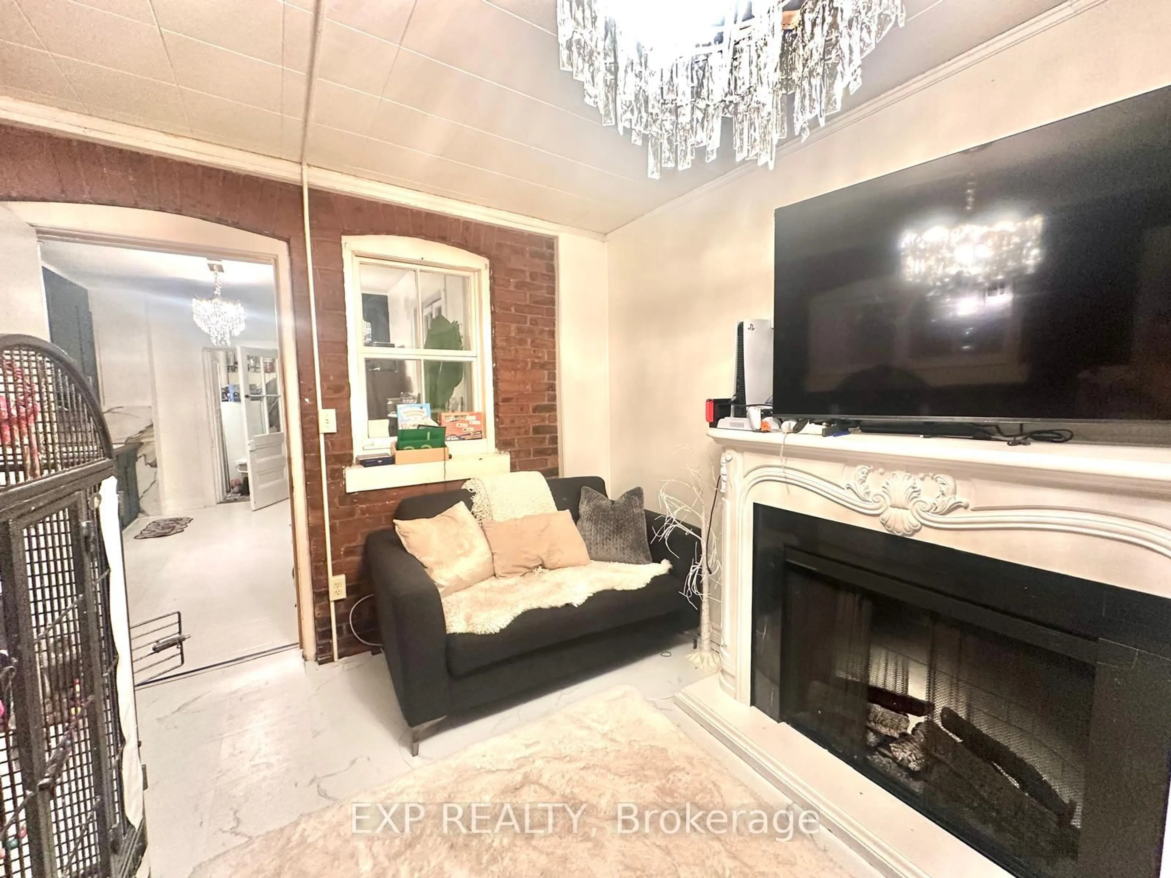 Unknown for 168 Hibernia St, Cobourg Ontario K9A 3J8