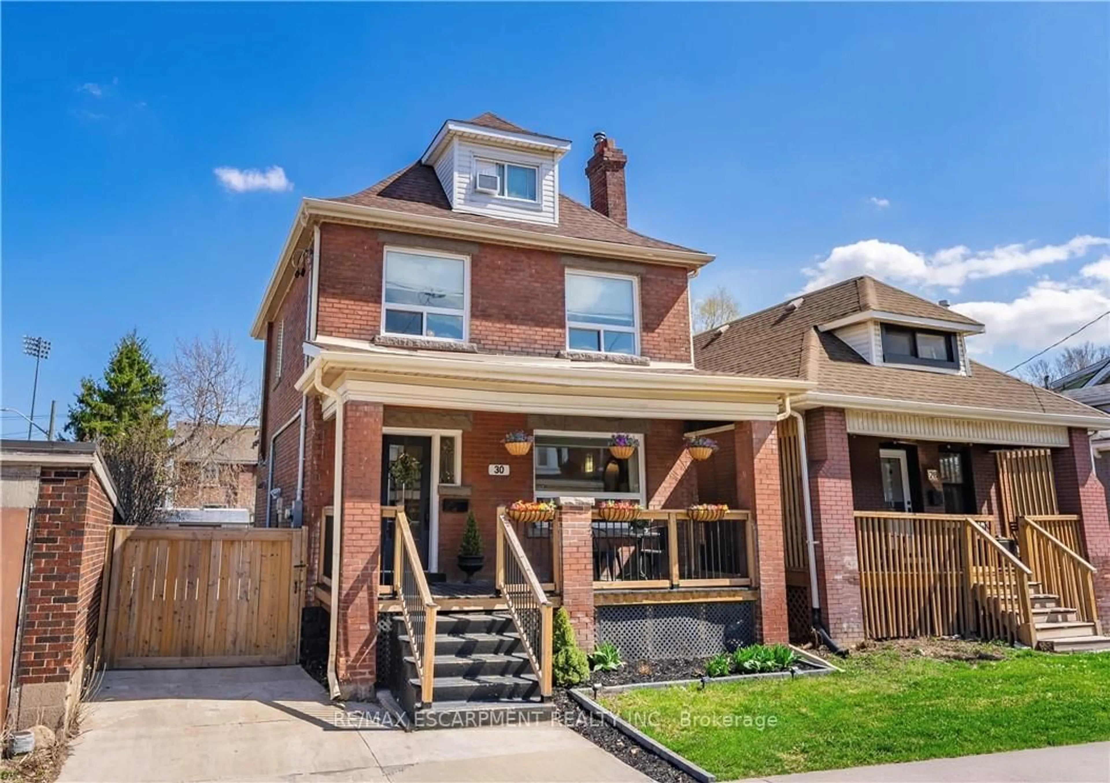 Home with brick exterior material, street for 30 Lottridge St, Hamilton Ontario L8L 6T5