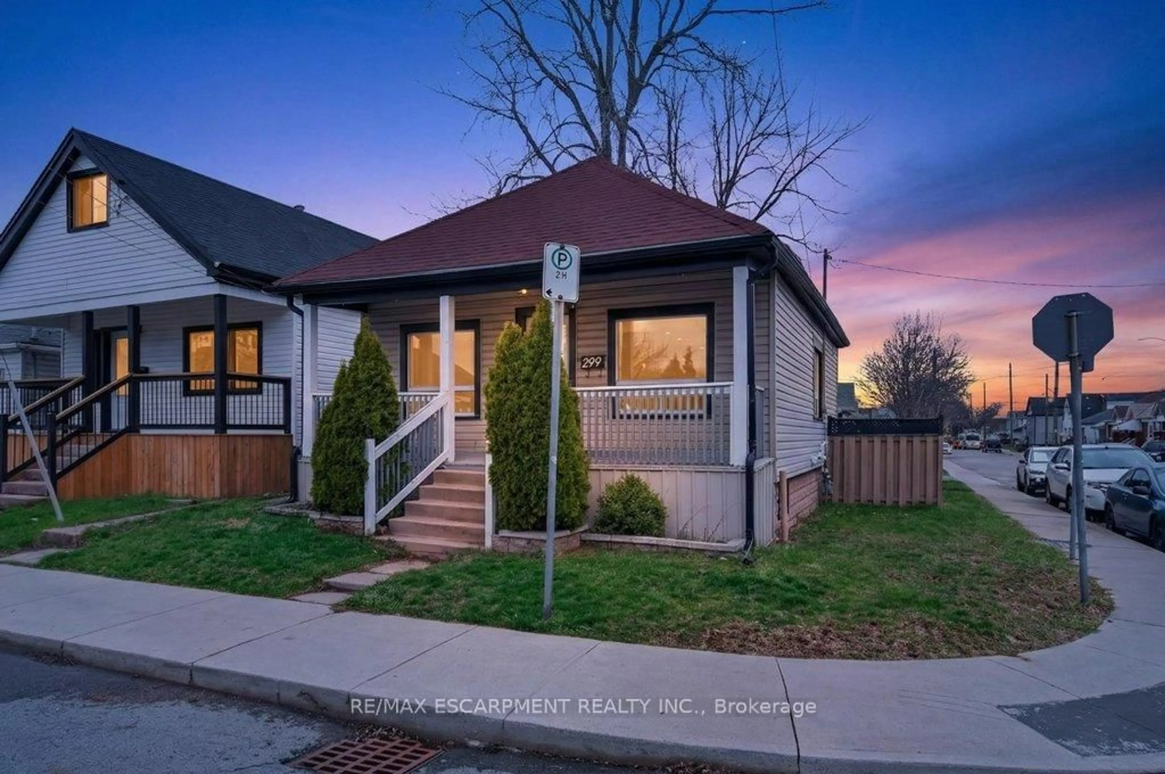 Home with brick exterior material, street for 299 Britannia Ave, Hamilton Ontario L8H 1Y2