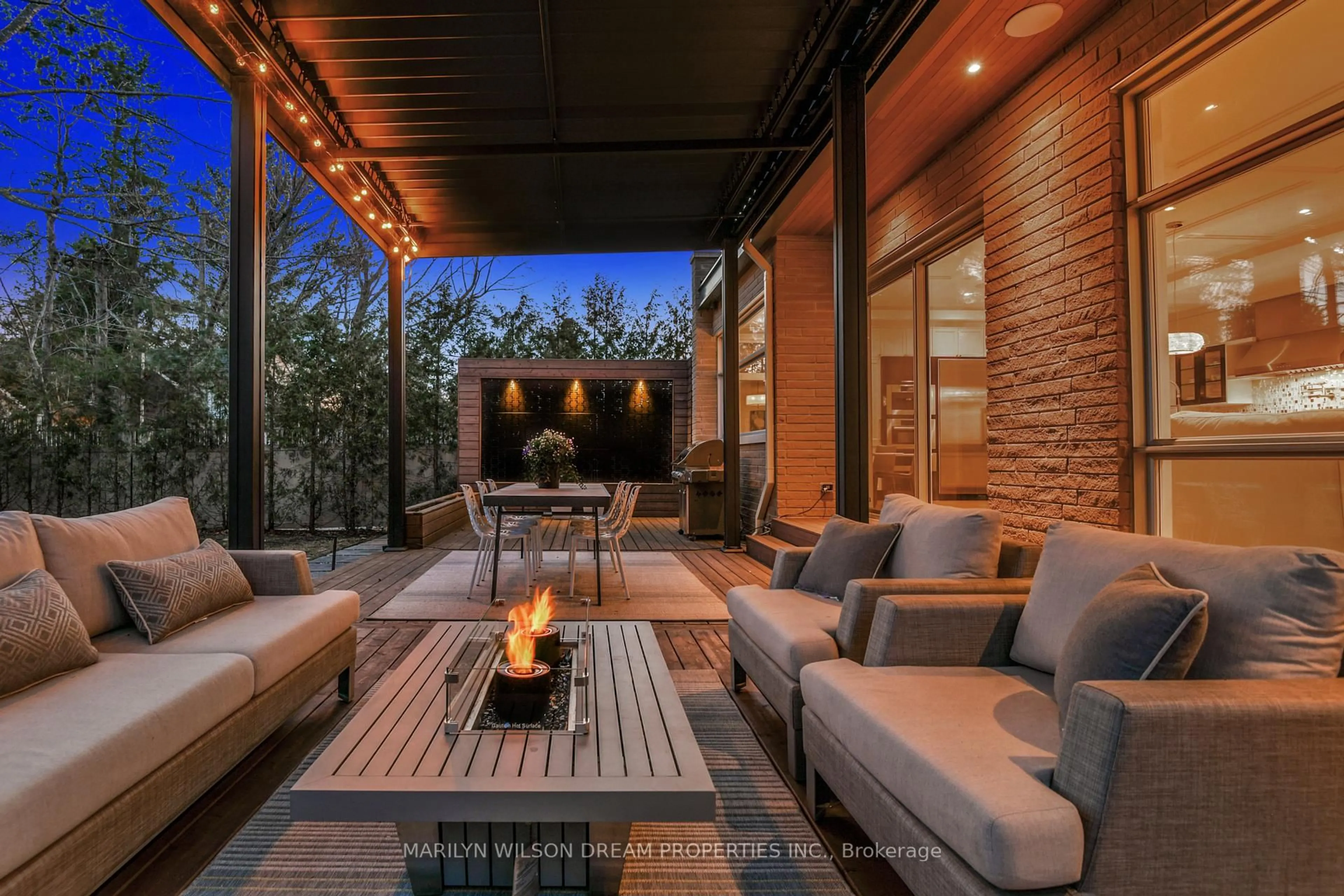 Patio, unknown for 294 Mountbatten Ave, Ottawa Ontario K1H 5W3