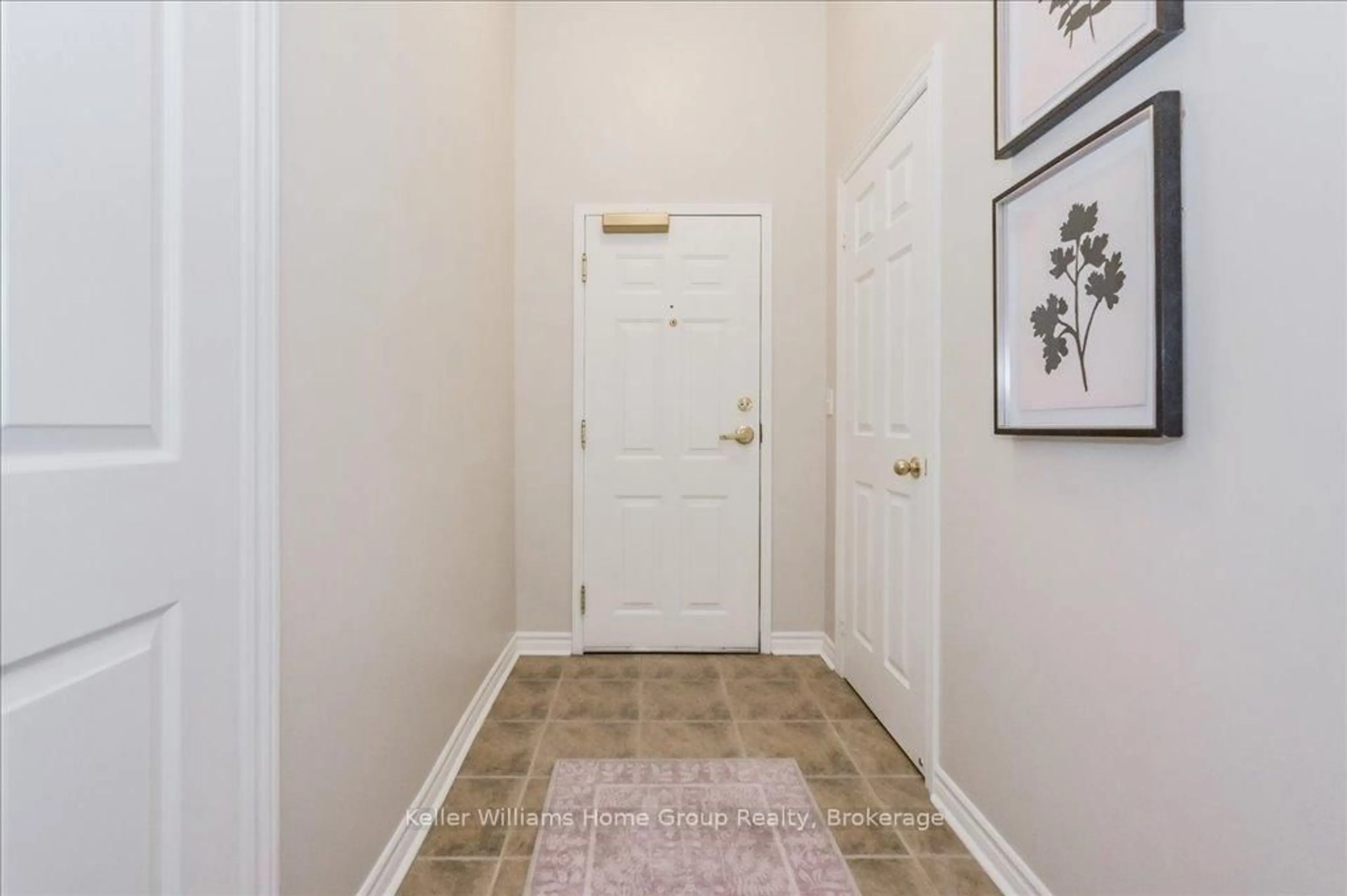 Indoor entryway for 478 St Andrew St #104, Centre Wellington Ontario N1M 3V7
