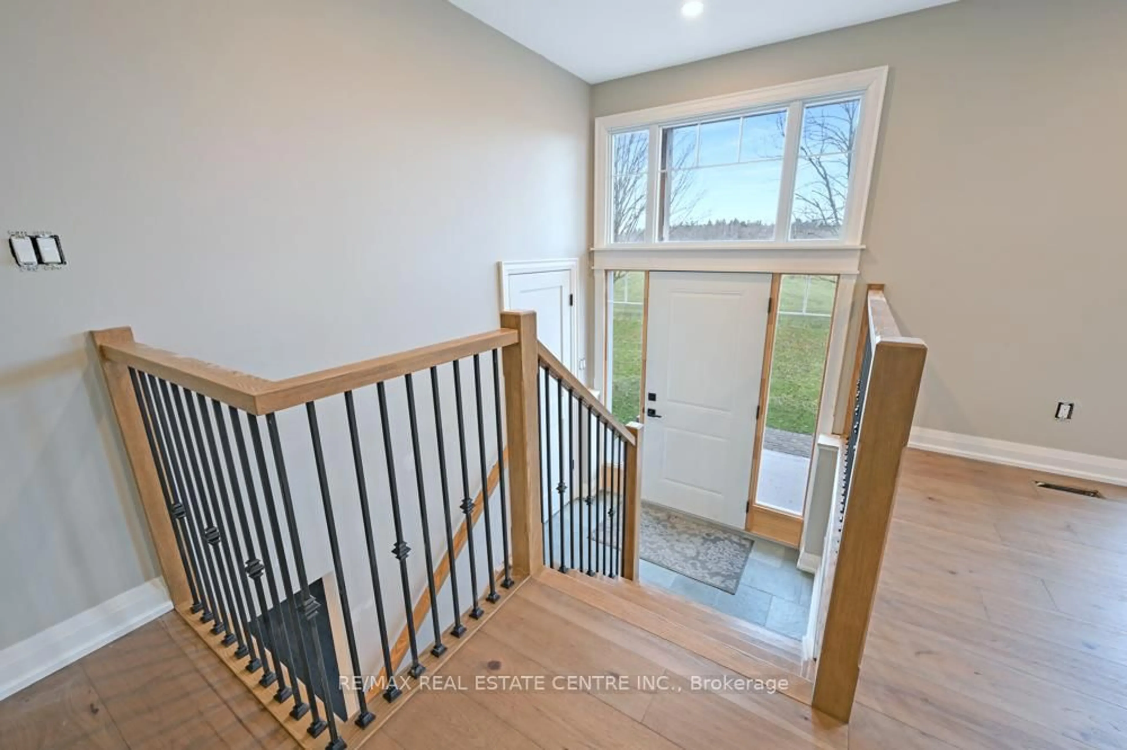 Unknown for 714394 1st Line EHS, Mono Ontario L9W 5T6