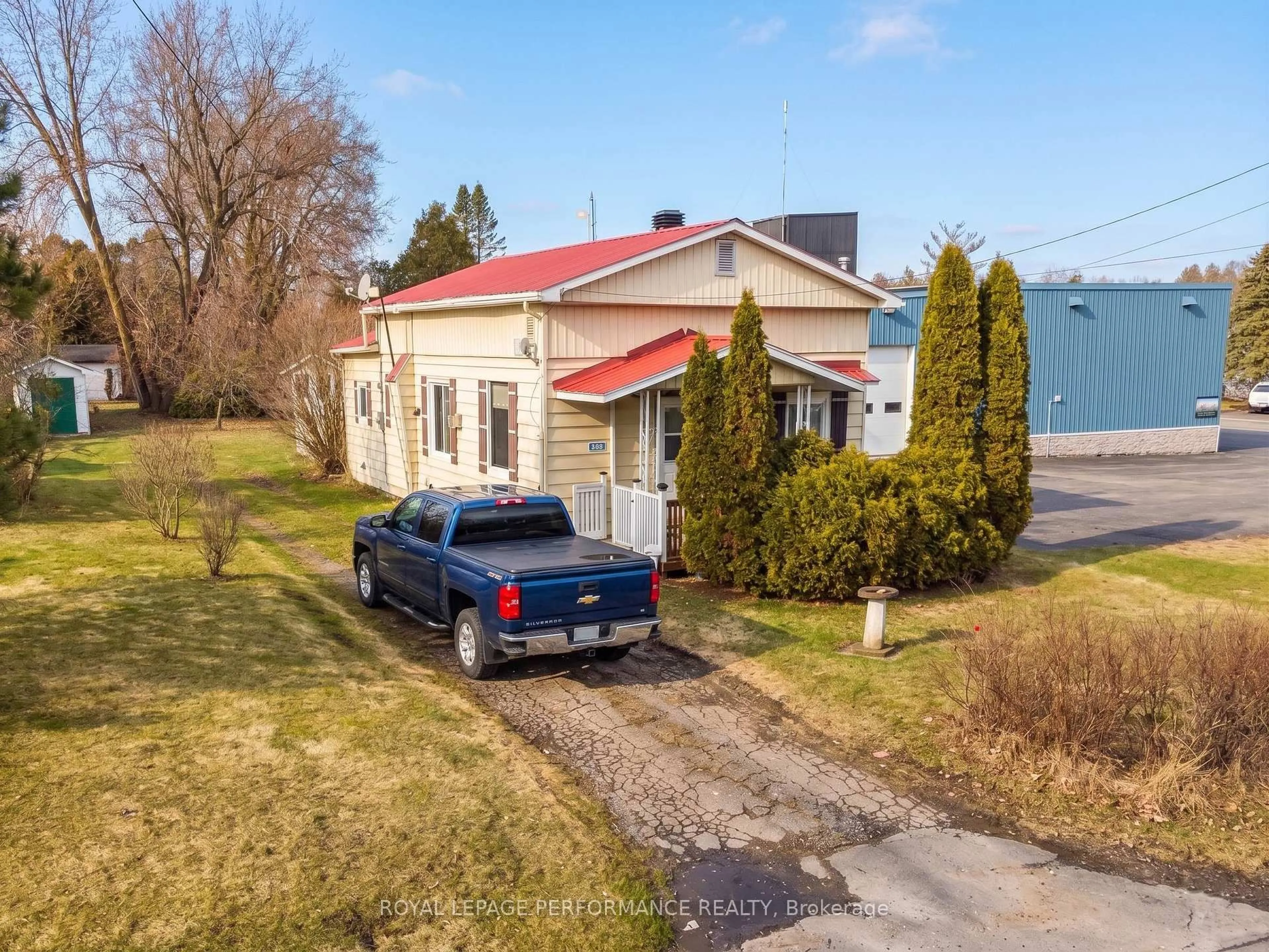 A pic from outside/outdoor area/front of a property/back of a property/a pic from drone, water/lake/river/ocean view for 4866 2nd Line Rd, South Glengarry Ontario K0C 1Z0