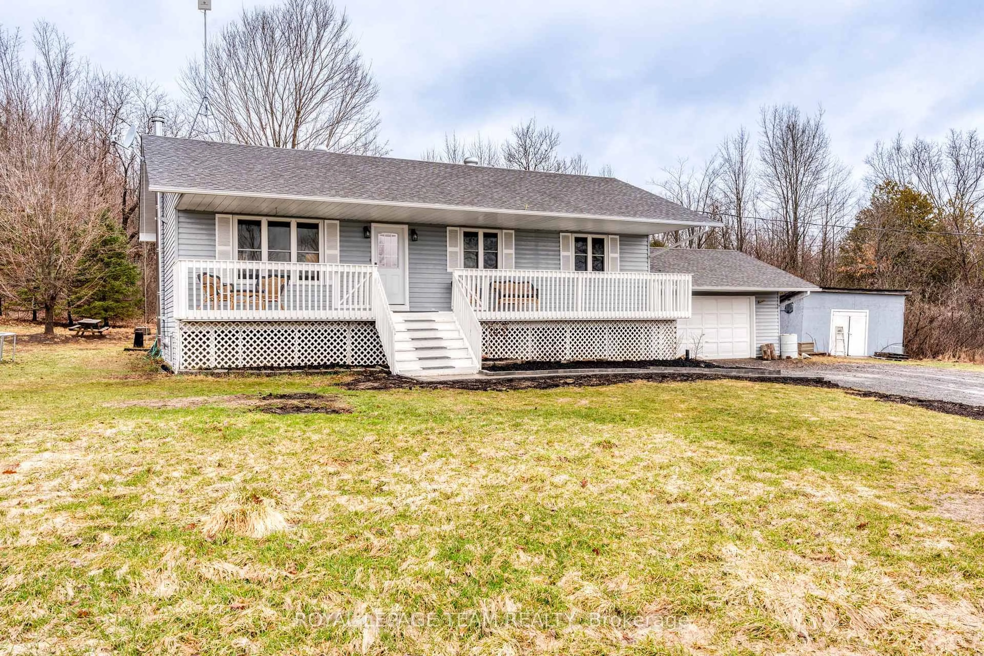 Home with vinyl exterior material, street for 1255 Old Perth Rd, Almonte Ontario K0A 1A0