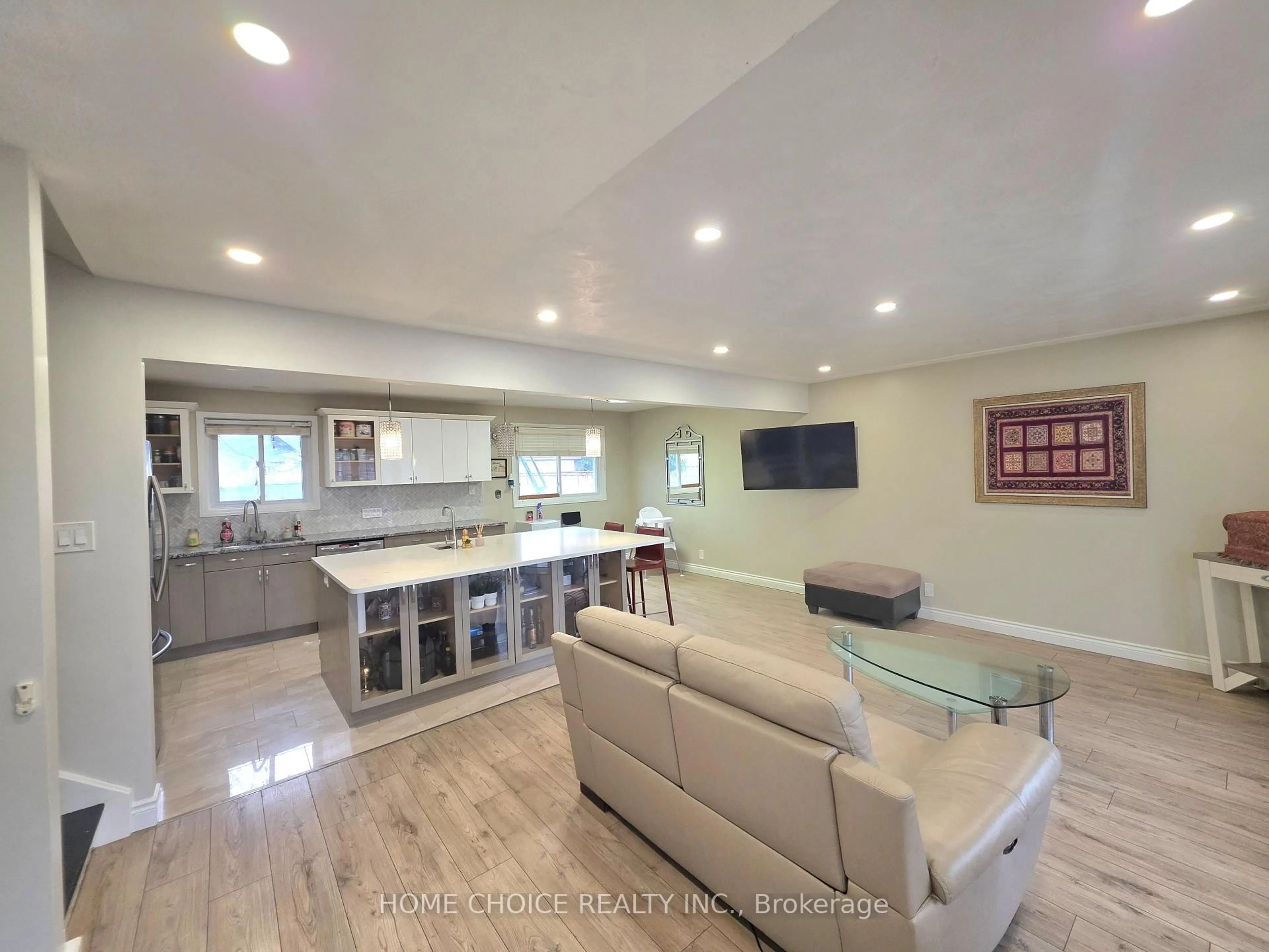 Open concept kitchen, unknown for 130 Champlain Cres, Kitchener Ontario N2B 2Y6