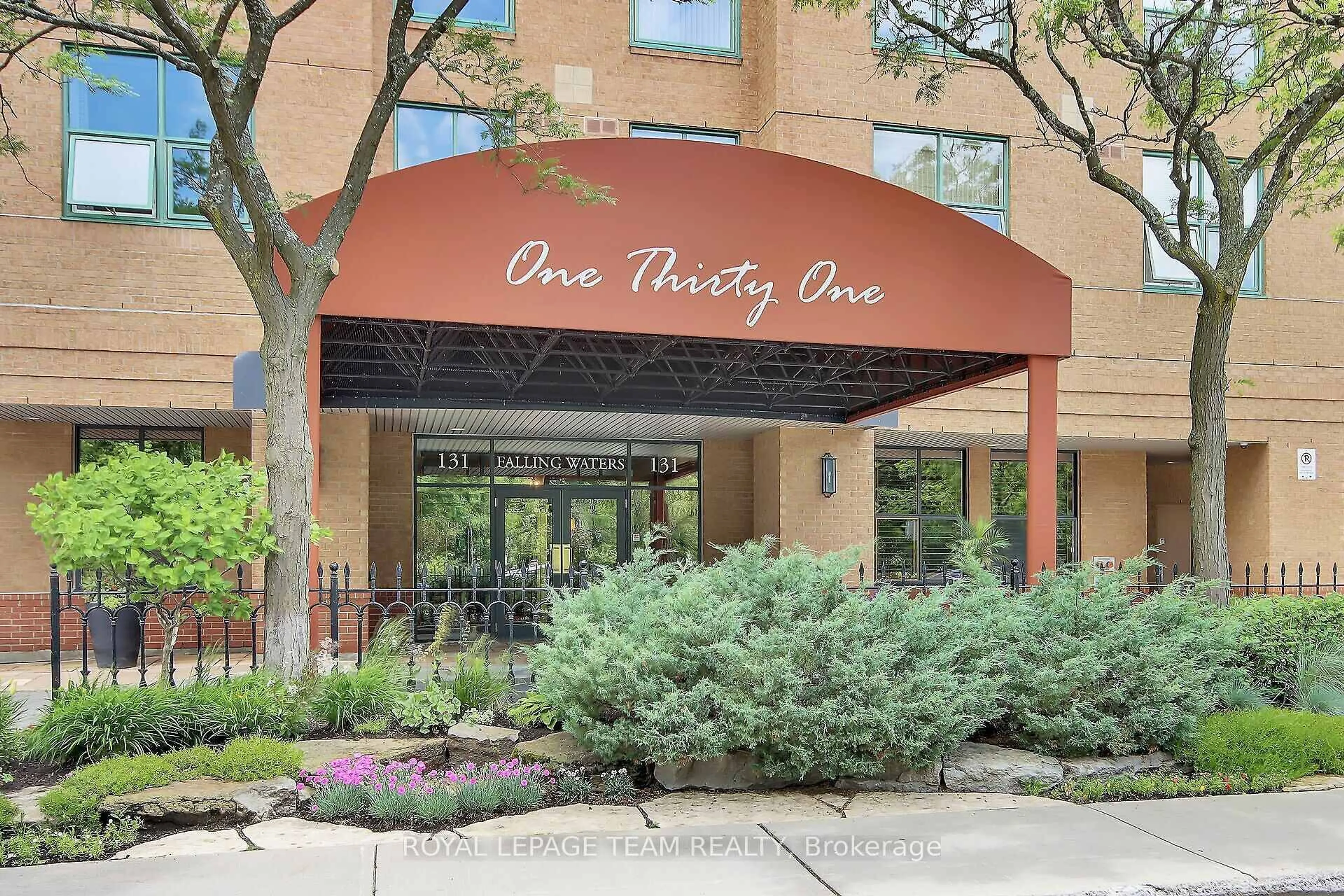 Lobby for 131 Wurtemburg St #1104, Ottawa Ontario K1N 1J2