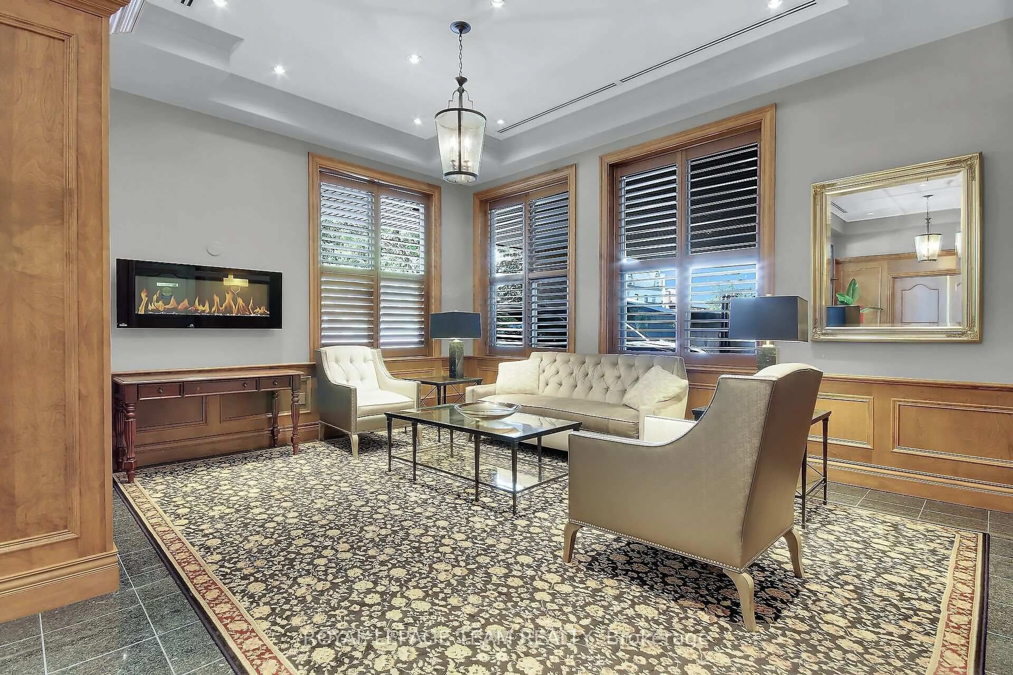 Lobby for 131 Wurtemburg St #1104, Ottawa Ontario K1N 1J2