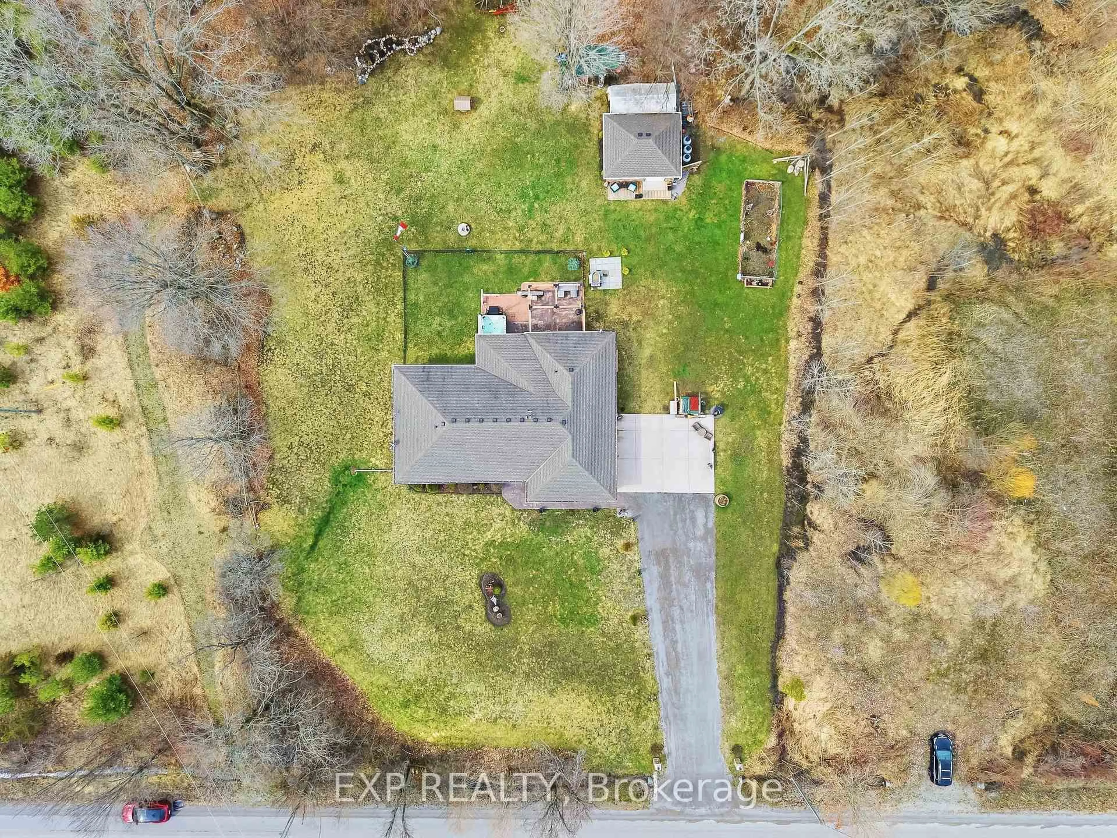 A pic from outside/outdoor area/front of a property/back of a property/a pic from drone, street for 880 Dingman Rd, Cramahe Ontario K0K 1M0