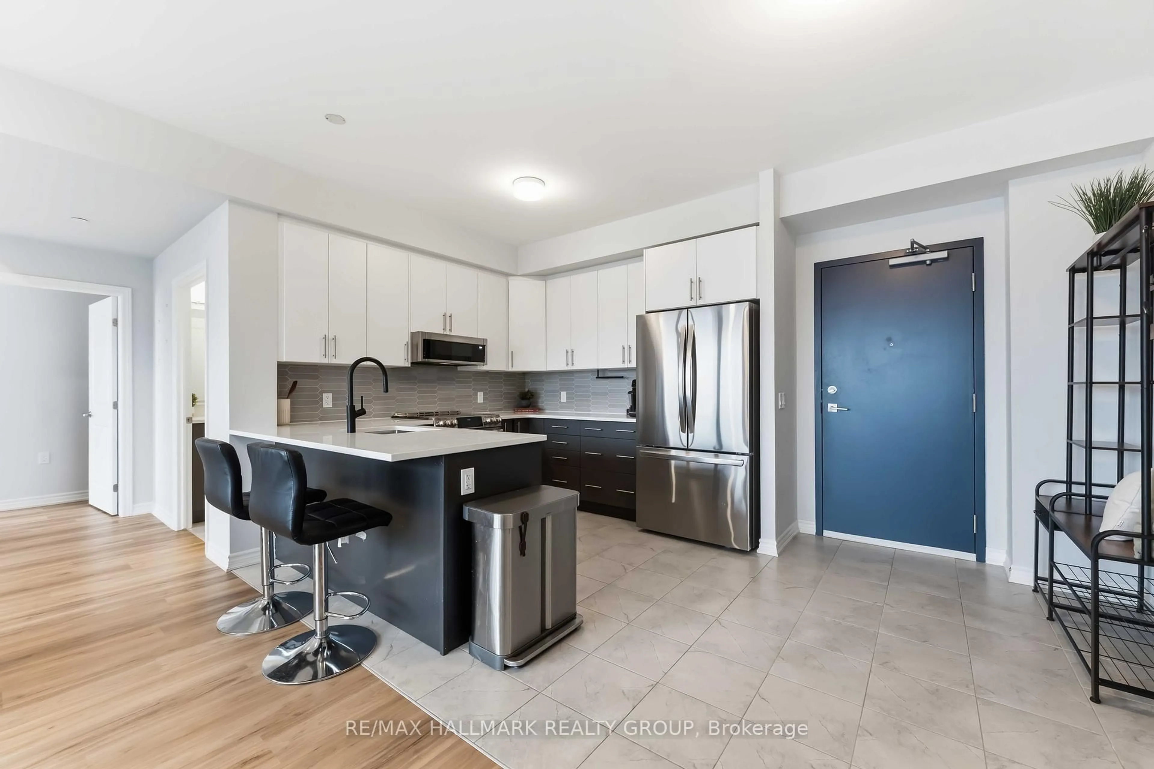 Open concept kitchen, unknown for 397 Codds Rd #602, Ottawa Ontario K1K 5C7