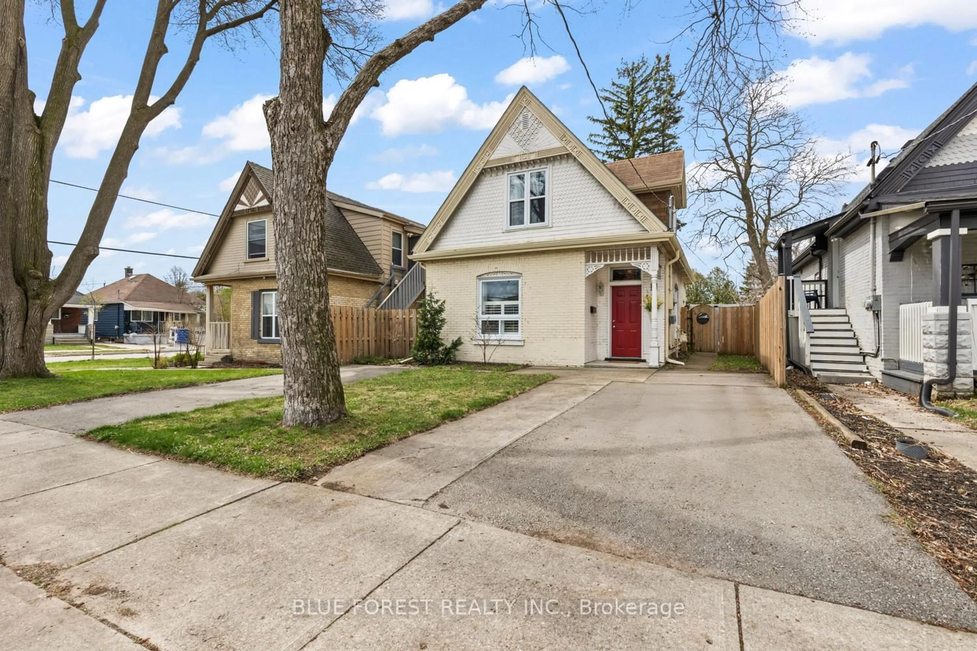 Unknown for 3 Marmora St, London East Ontario N5Z 1Z4