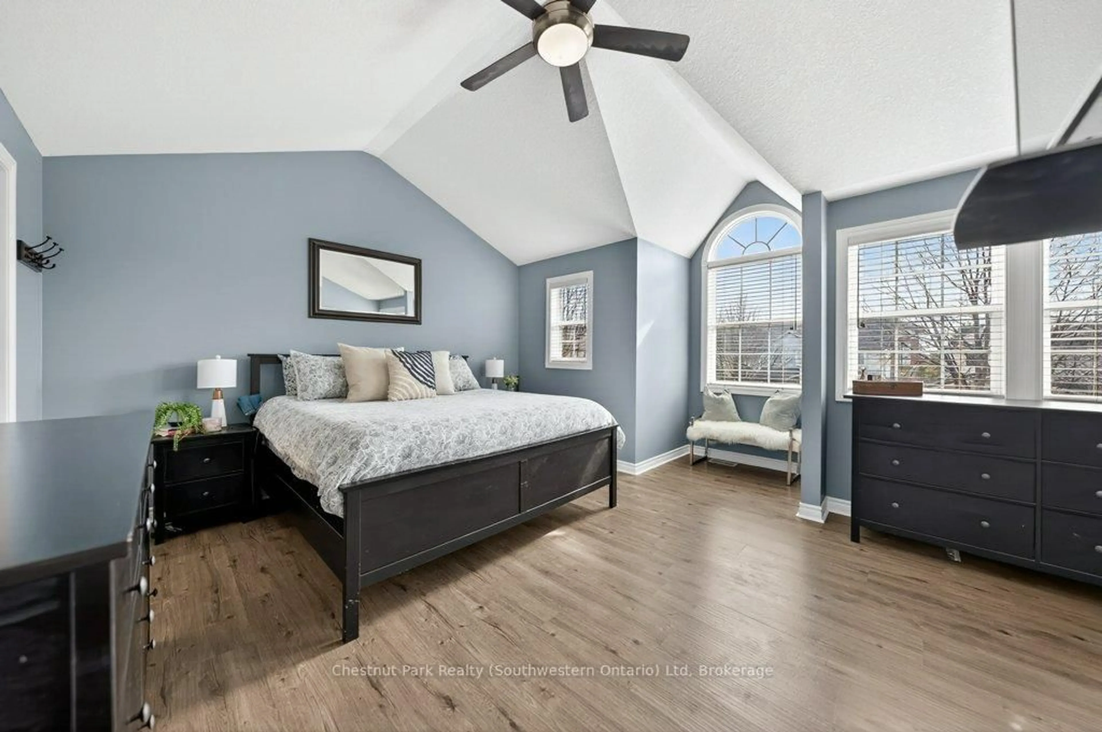 A pic of a room for 157 Lynch Circ, Guelph Ontario N1L 1R7