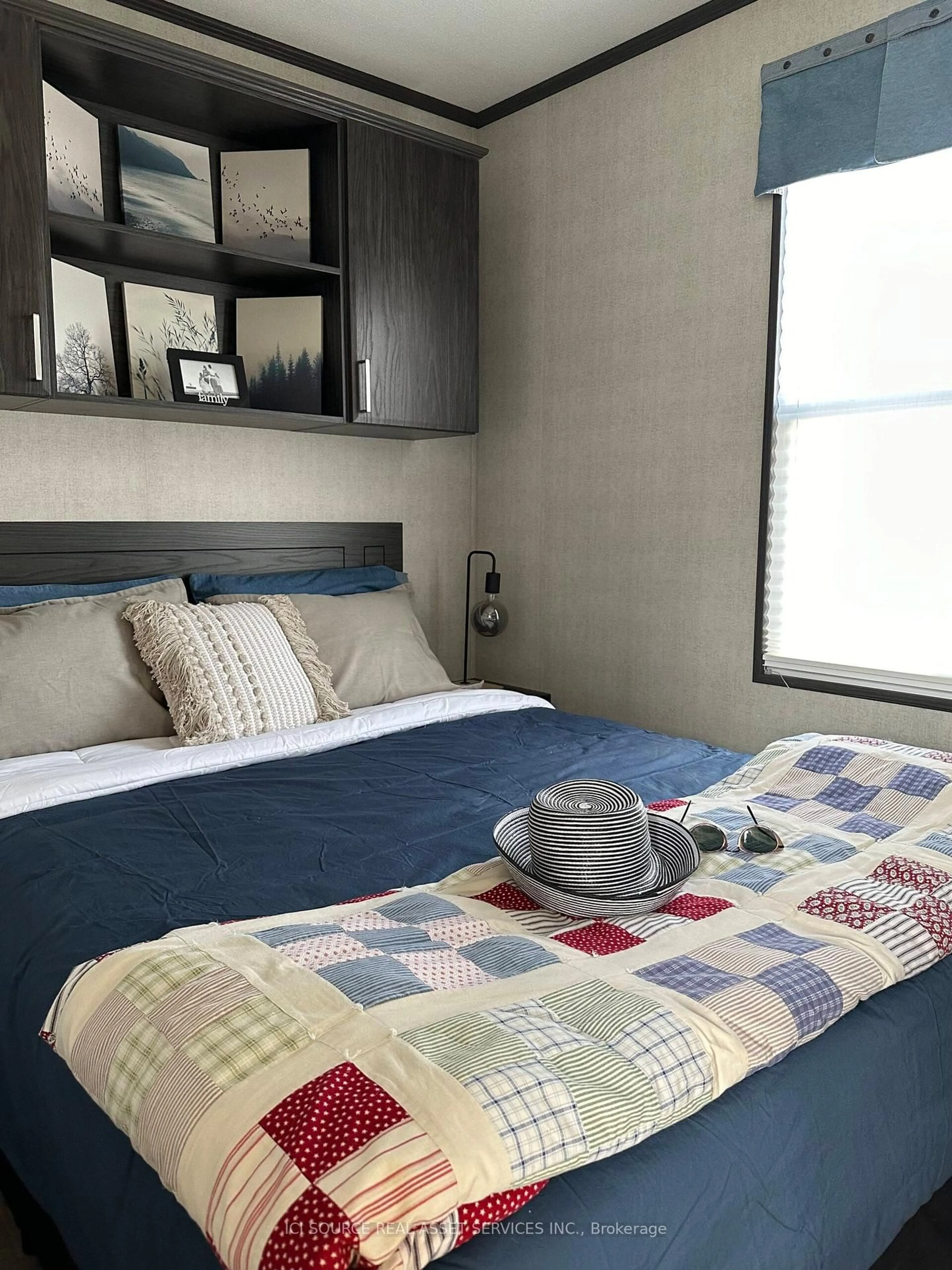 Bedroom with bed, unknown for 1235 Villiers Line #WVRLY, Otonabee-South Monaghan Ontario K0L 2G0