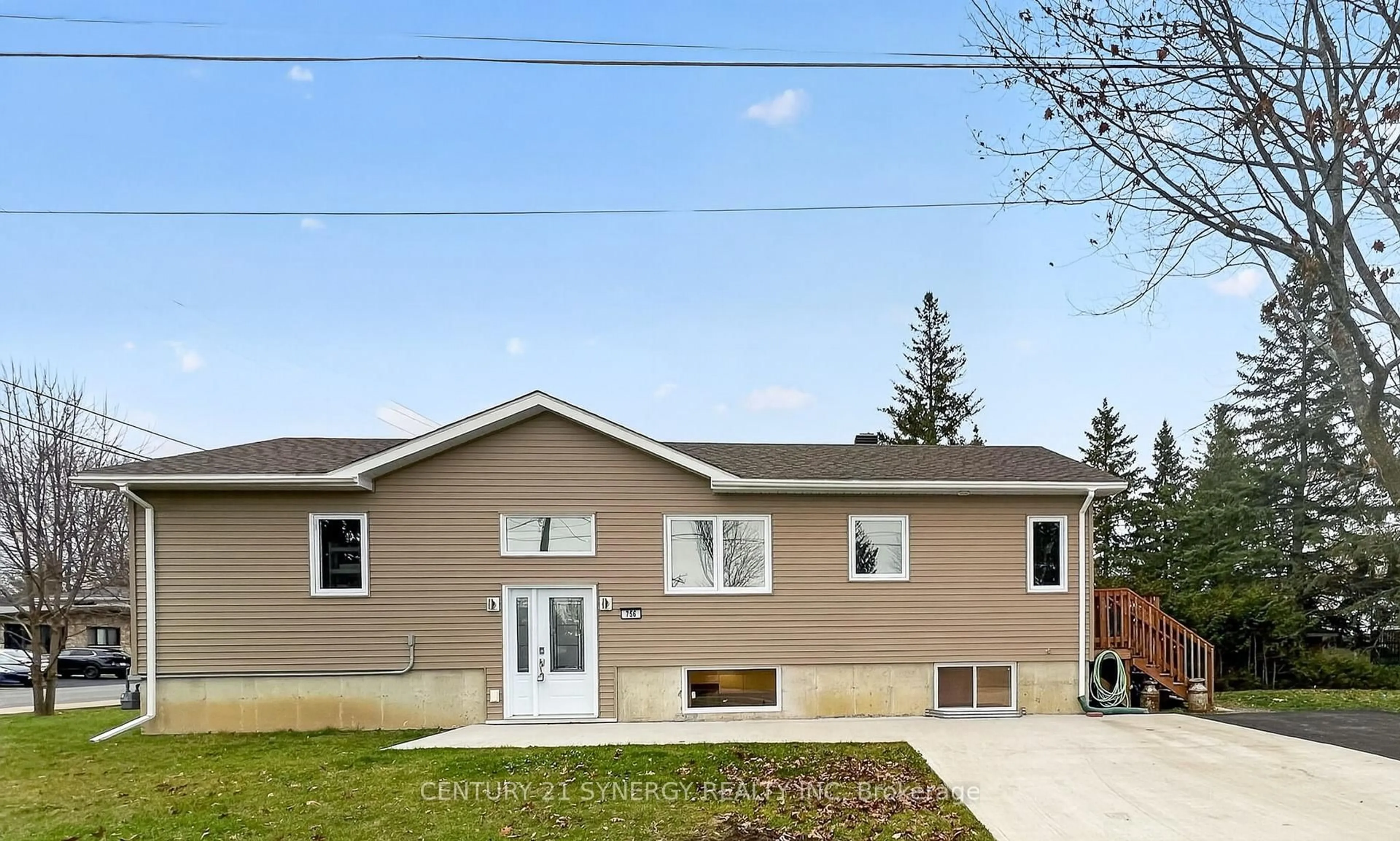 Home with vinyl exterior material, street for 756 Laval St, Casselman Ontario K0A 1M0