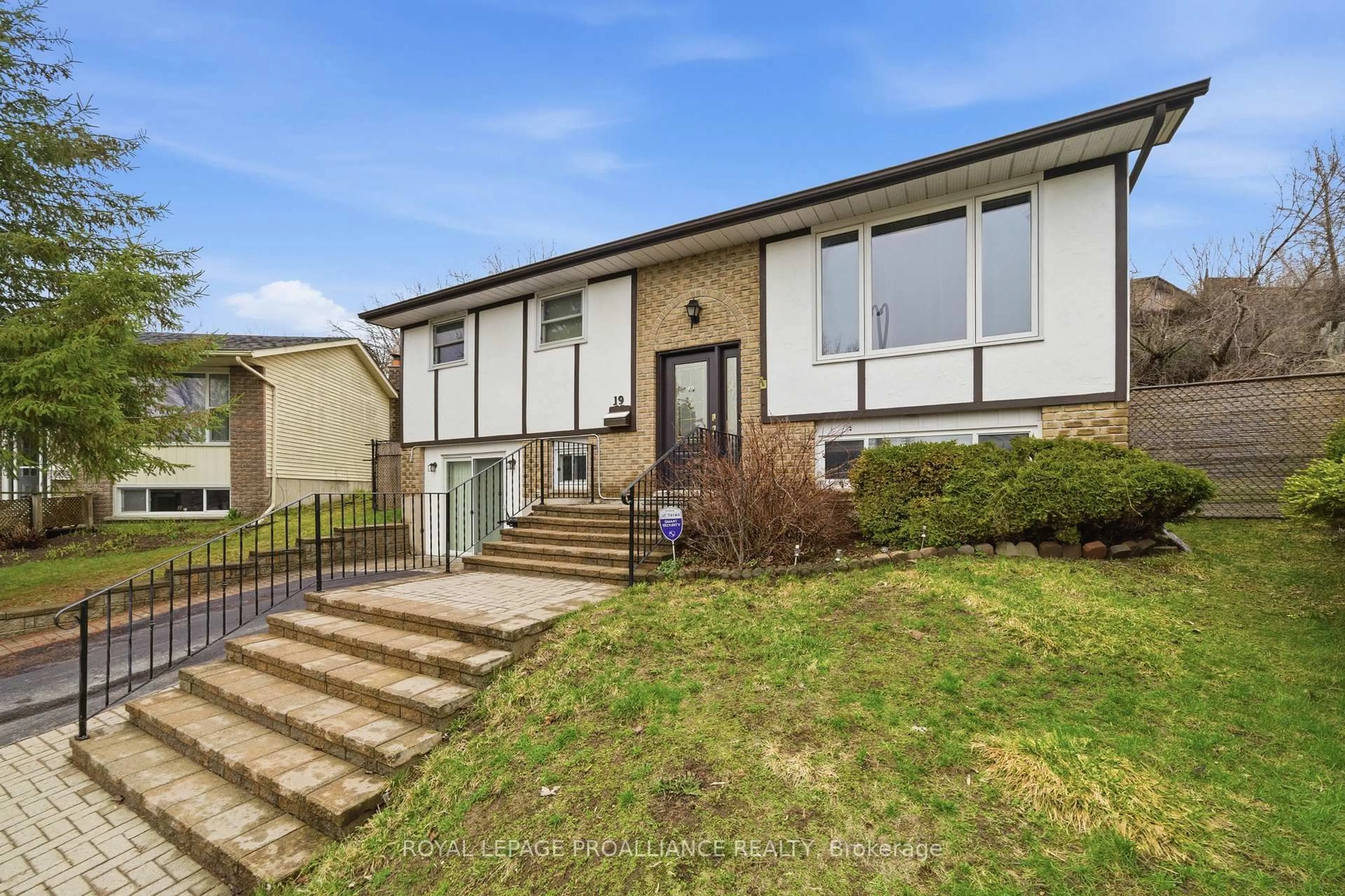 Unknown for 19 Allore Ave, Quinte West Ontario K8V 6K2