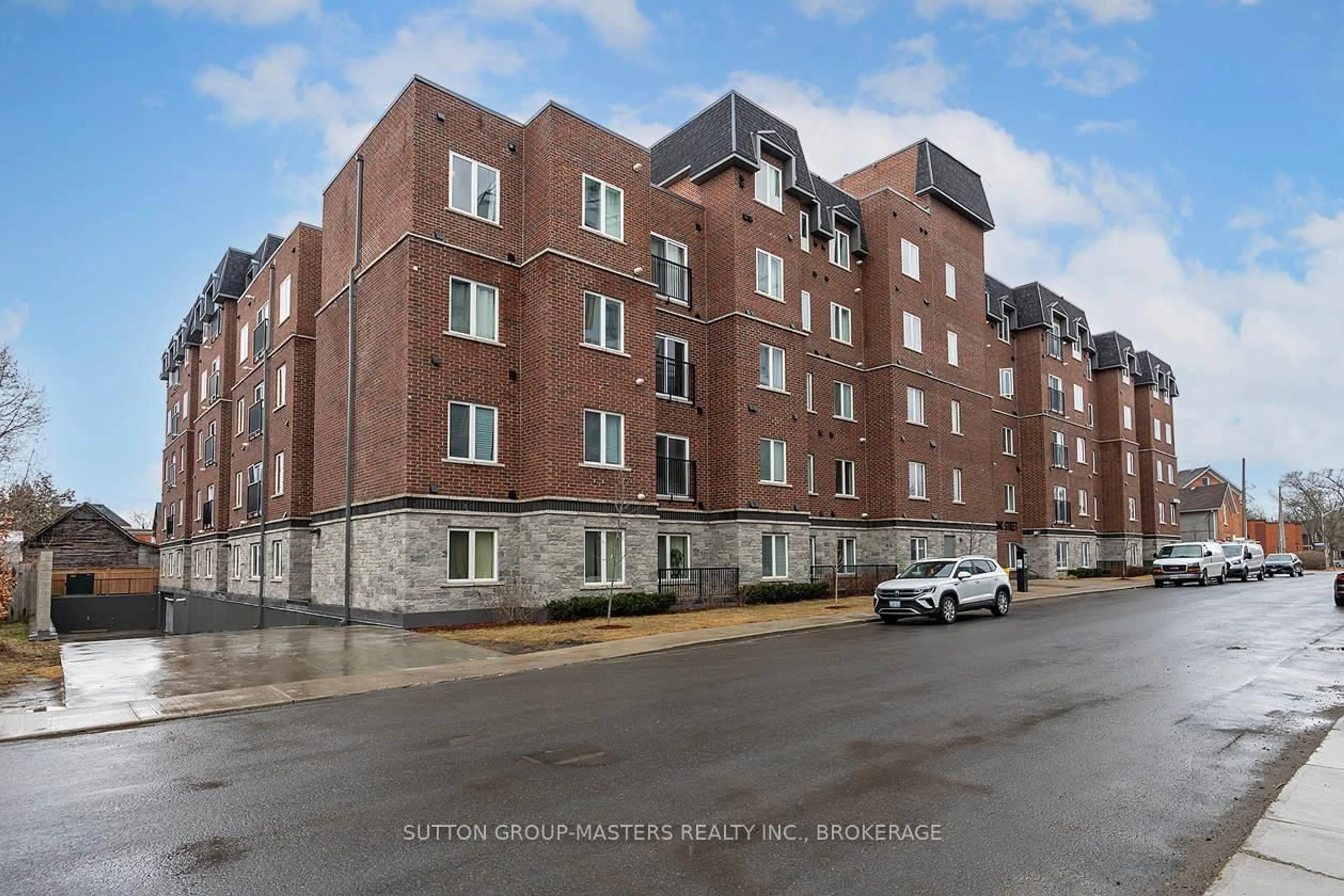 Unknown for 501 Frontenac St #413, Kingston Ontario K7K 4L9