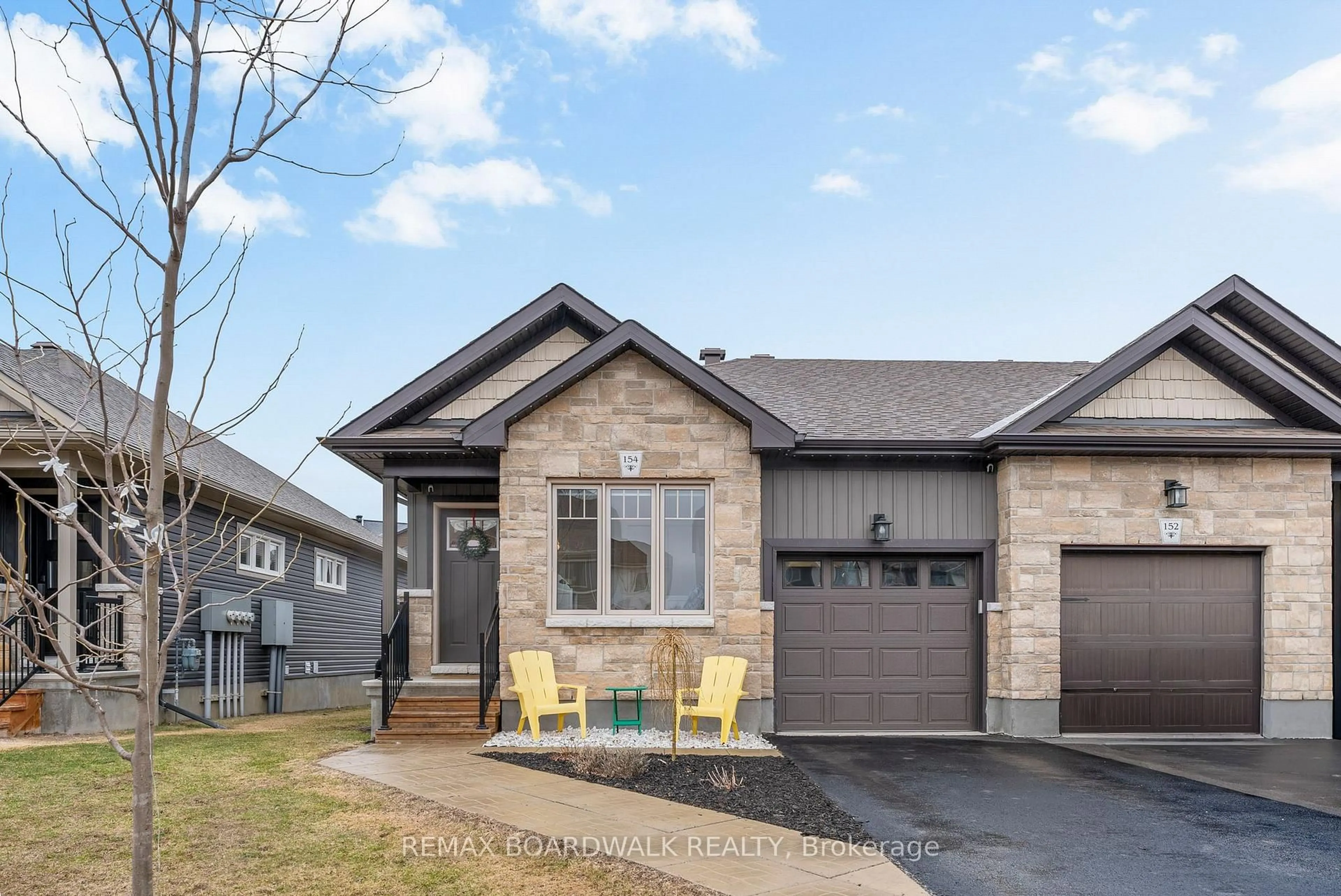 Home with brick exterior material, street for 154 Ferrara Dr, Smiths Falls Ontario K7A 0A2