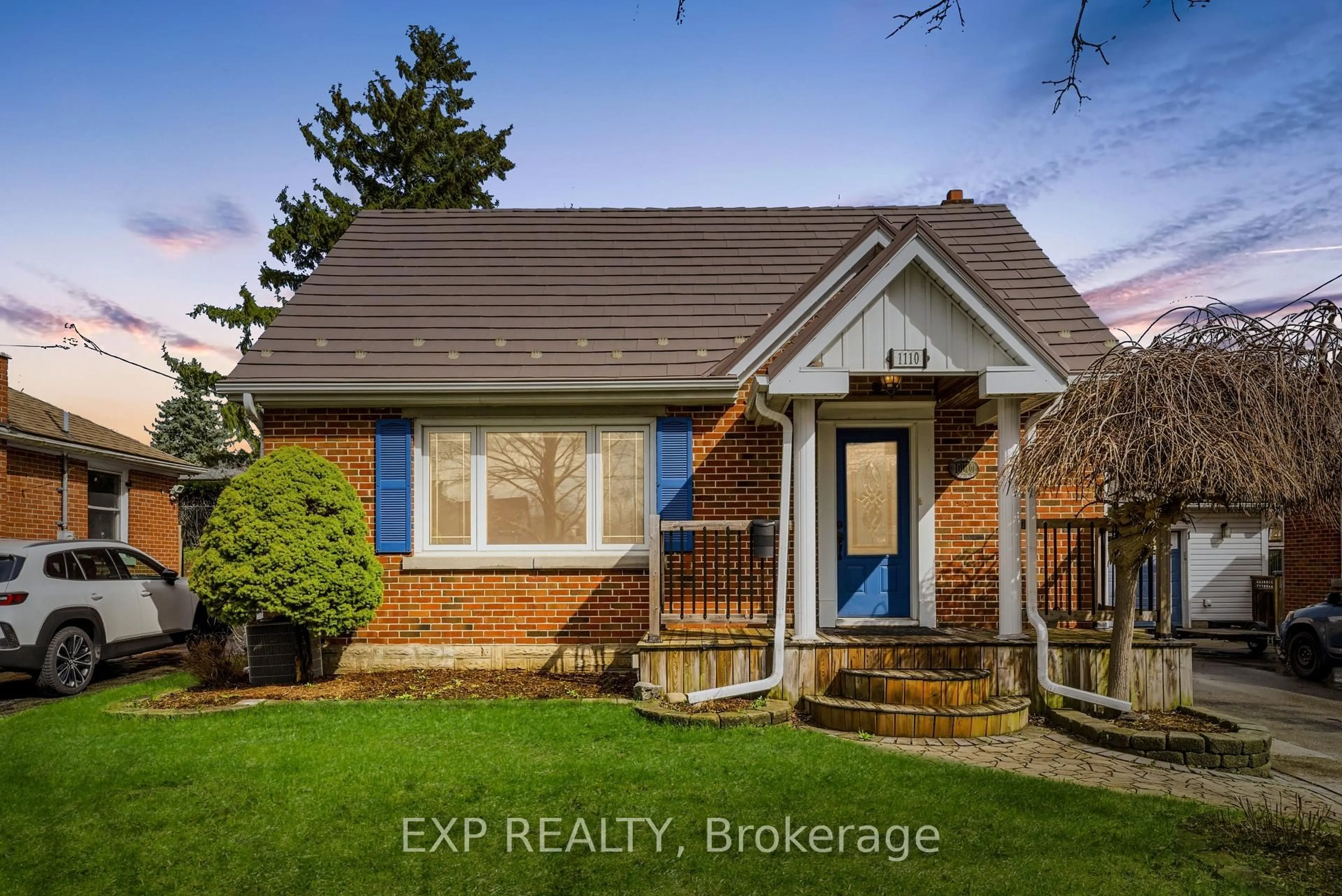 Home with brick exterior material, street for 1110 Eagle St, Cambridge Ontario N3H 1C7
