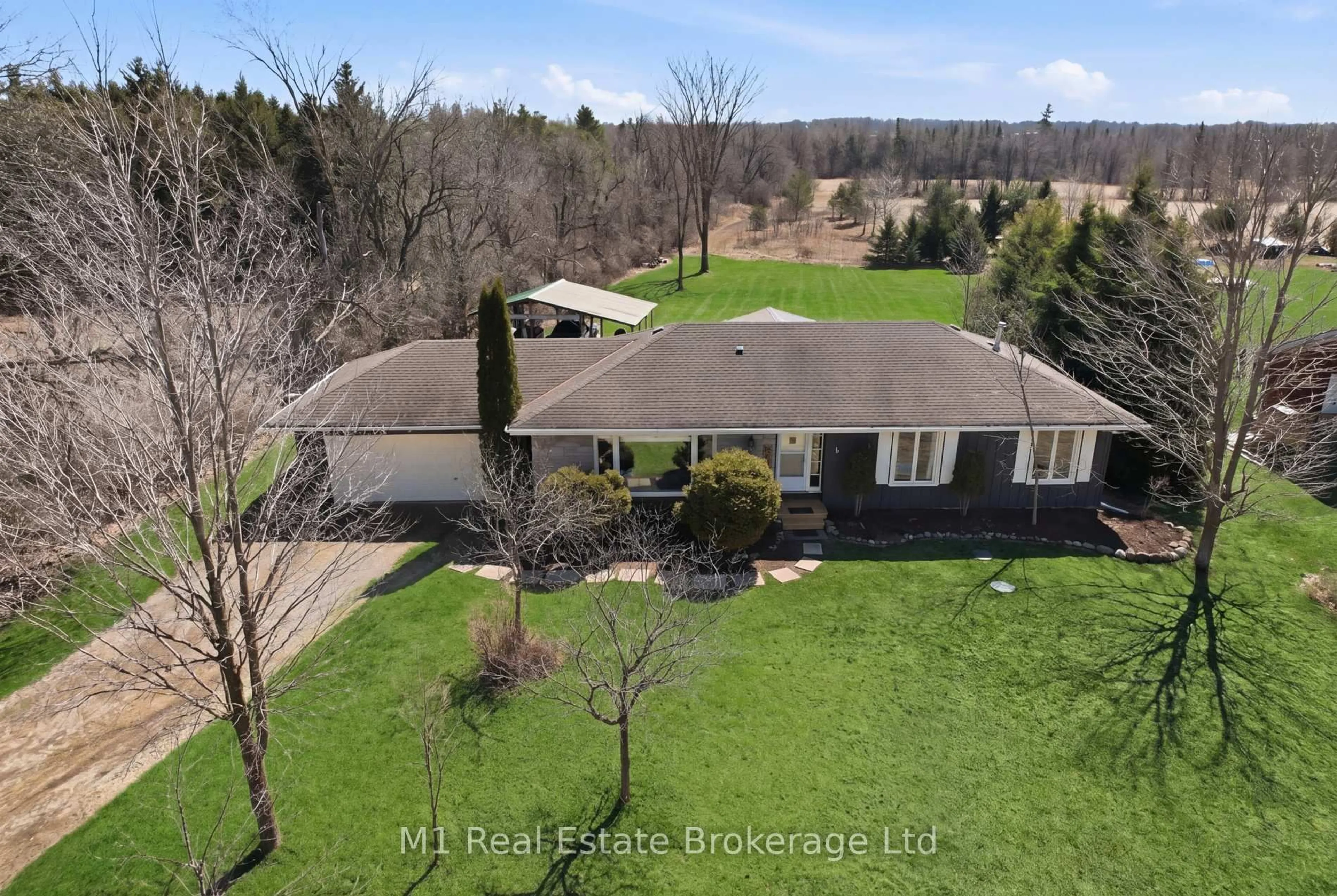 A pic from outside/outdoor area/front of a property/back of a property/a pic from drone, water/lake/river/ocean view for 9467 Wellington Rd 124, Erin Ontario N0B 1T0