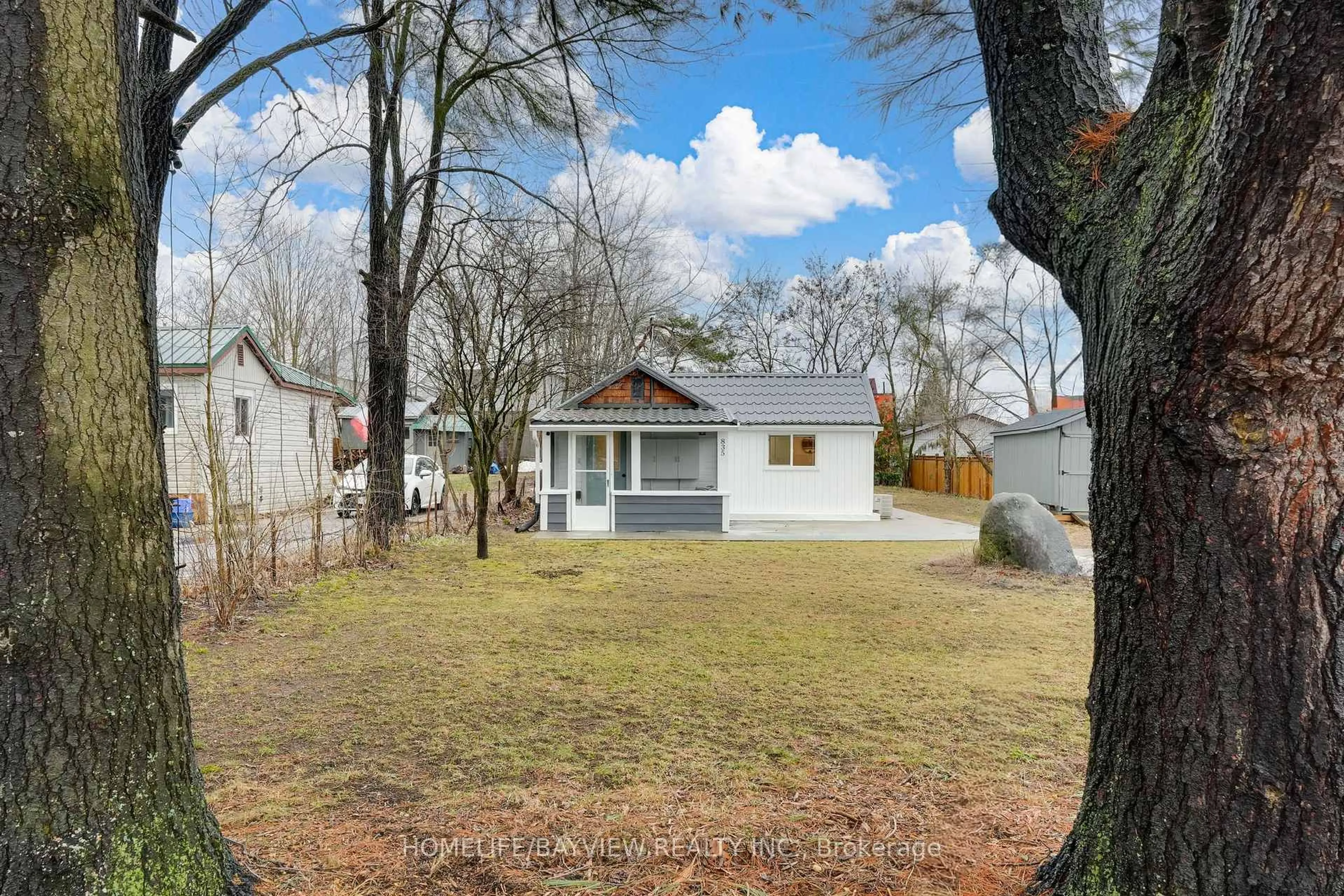 Unknown for 835 First St, Gravenhurst Ontario P1P 1K3