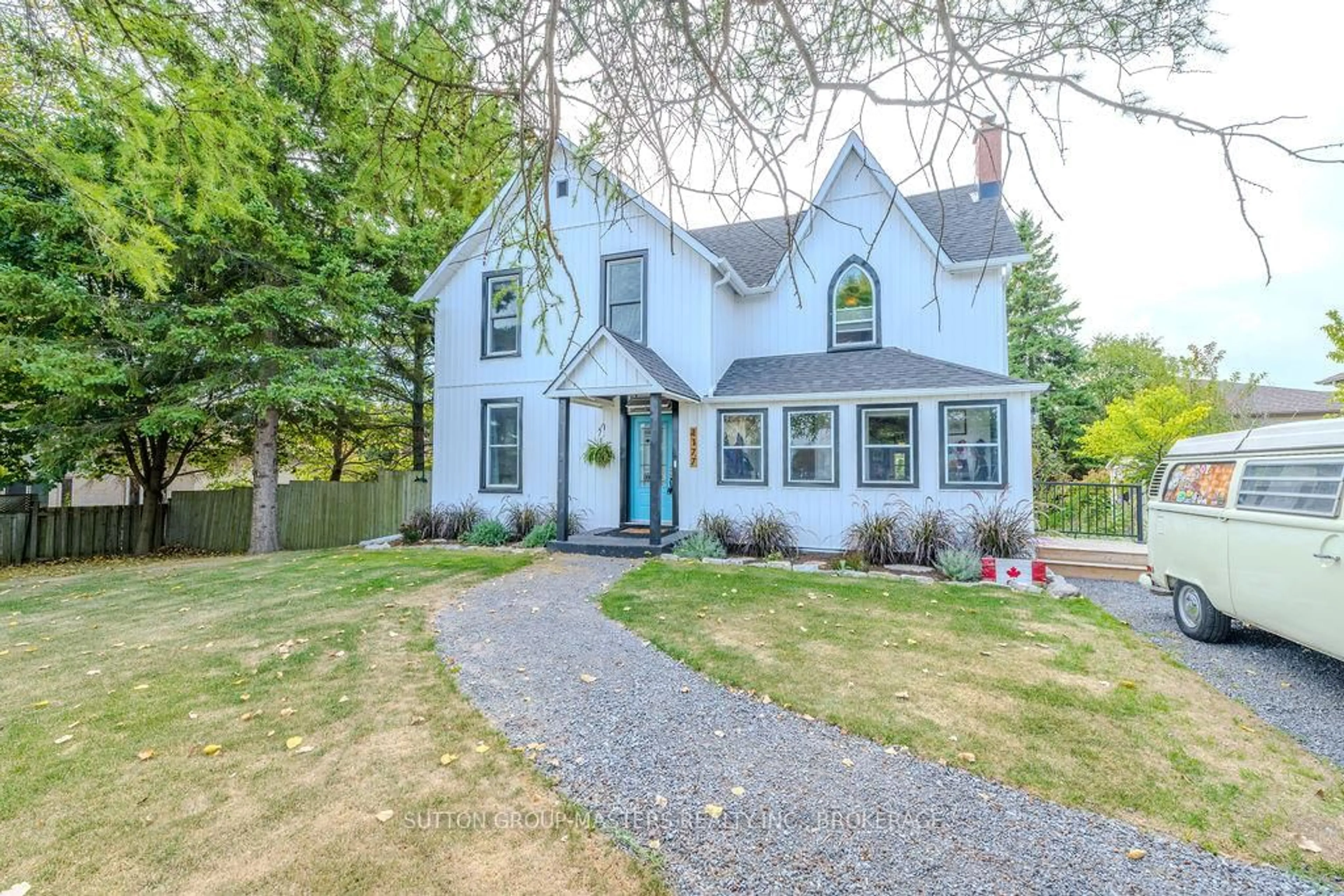 Home with vinyl exterior material, street for 1177 Woodbine Rd, Kingston Ontario K7P 2X6