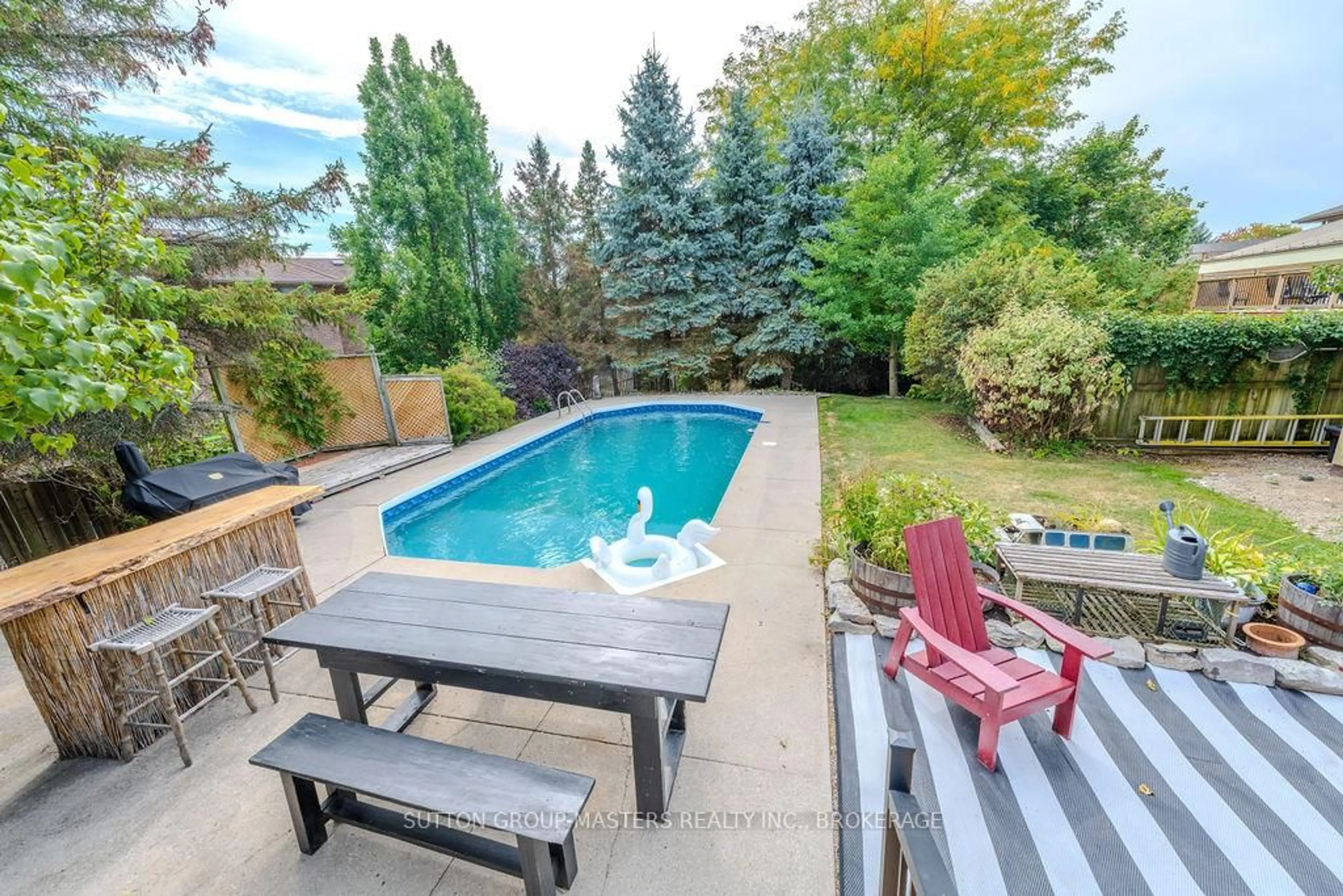 Pool for 1177 Woodbine Rd, Kingston Ontario K7P 2X6