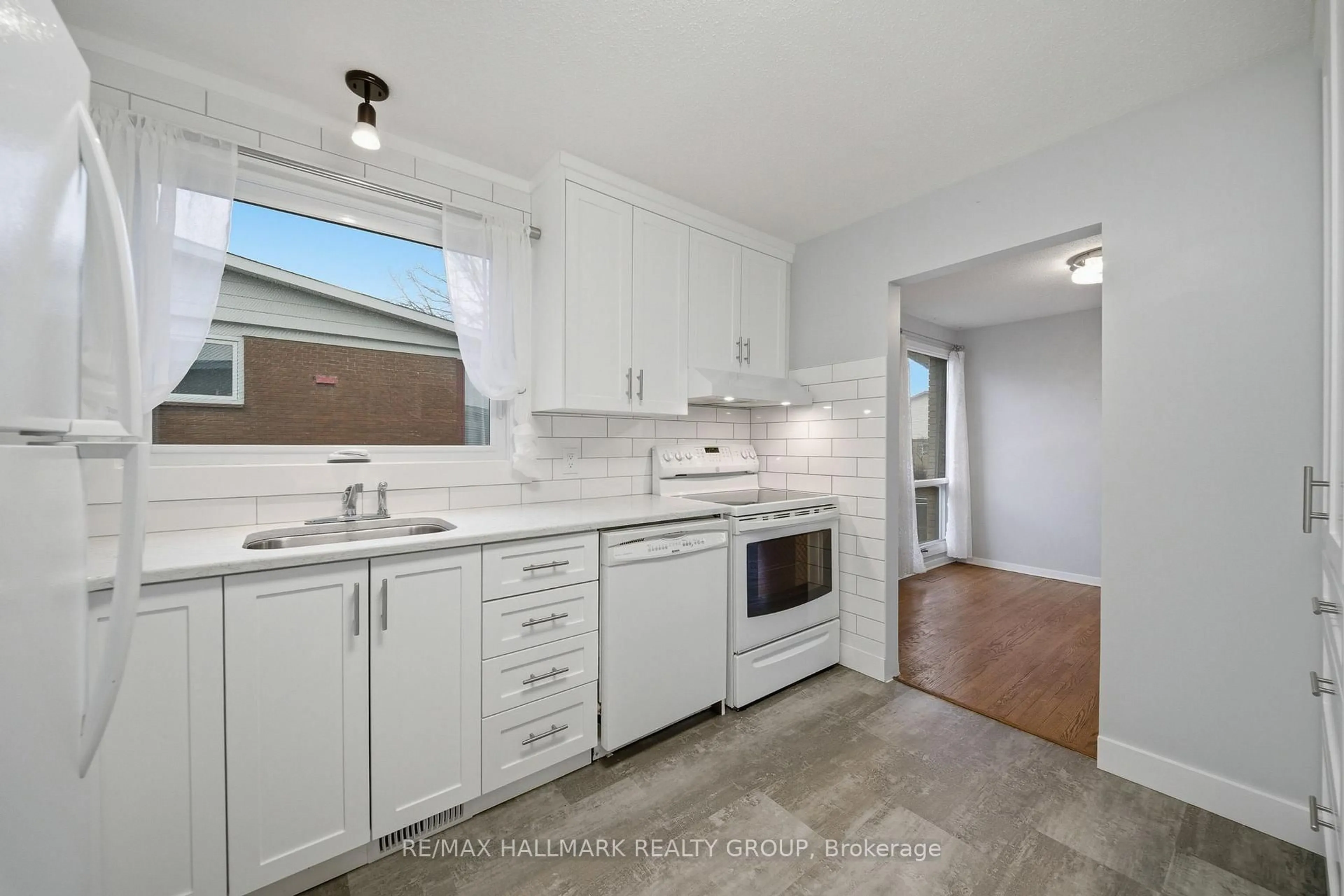 Open concept kitchen, unknown for 69 Woodmount Cres, Ottawa Ontario K2E 5P9