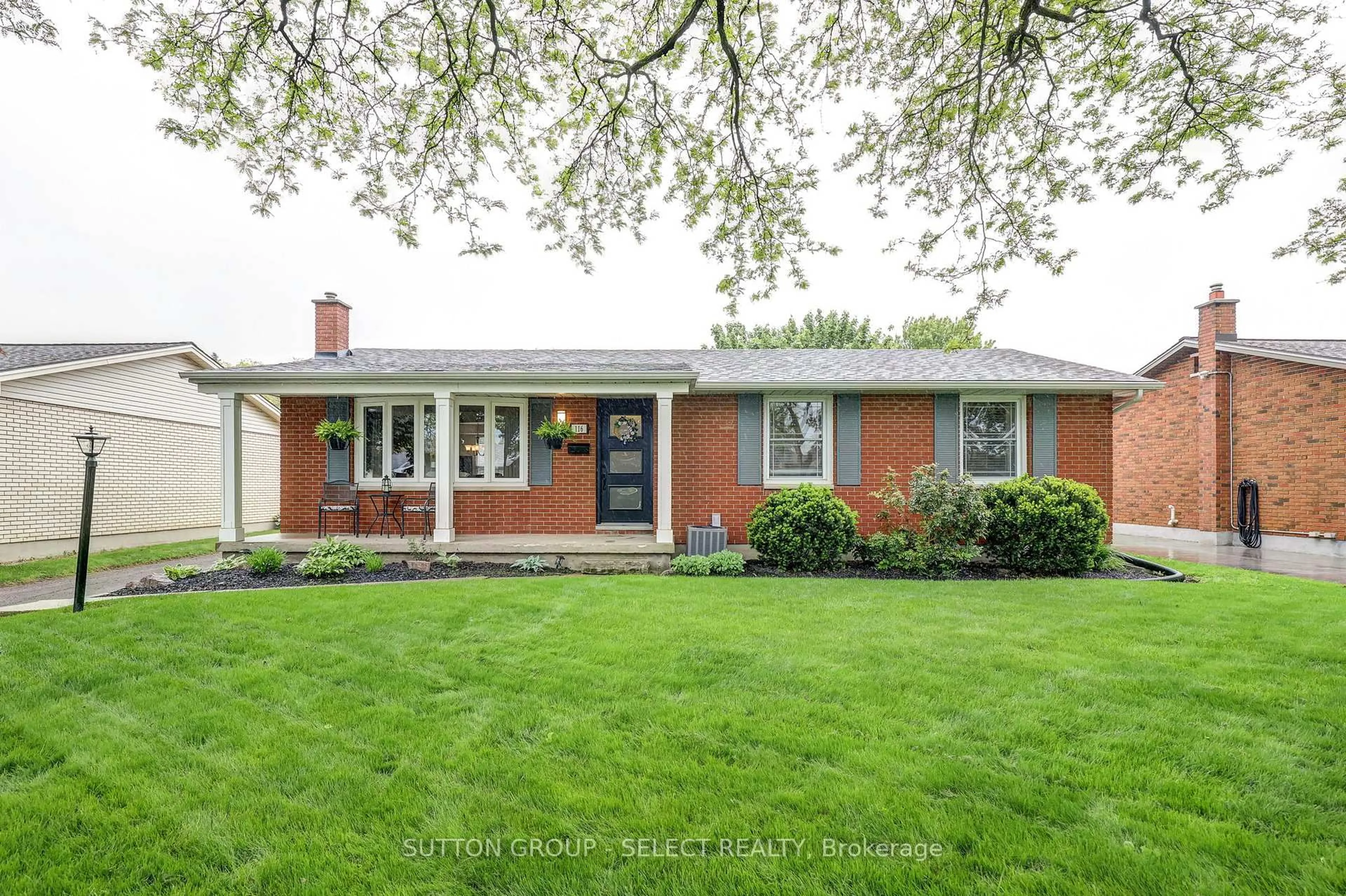 Home with brick exterior material, street for 116 DOWNING Cres, London South Ontario N6C 3C8