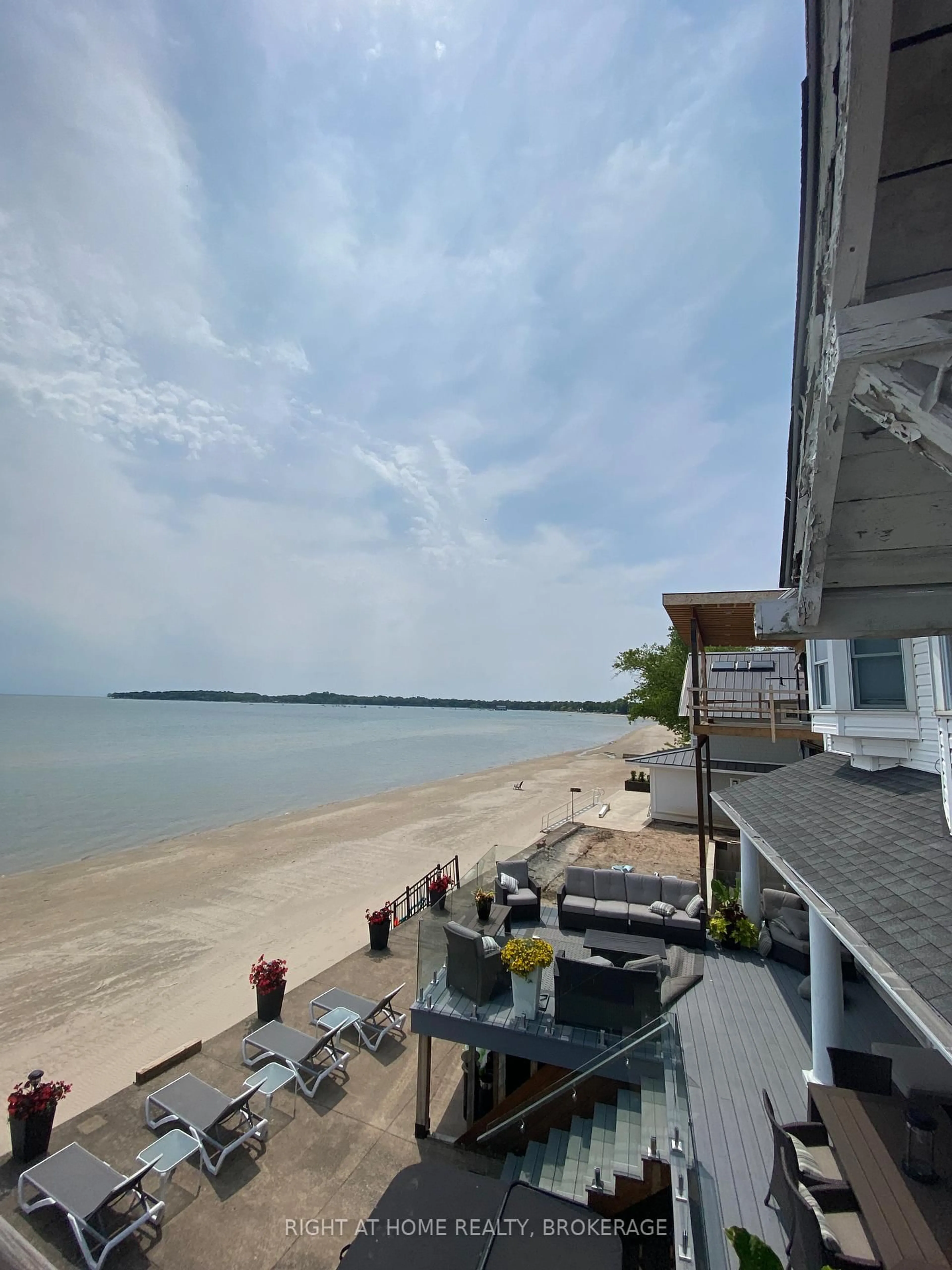 Balcony in the apartment, water/lake/river/ocean view for 4345 Erie Rd, Fort Erie Ontario L0S 1B0